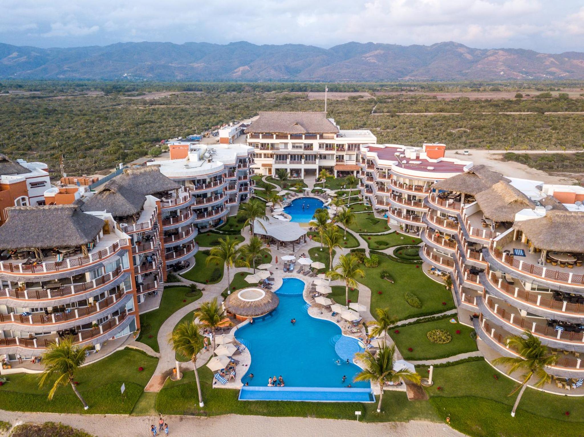 Vivo Resorts 27