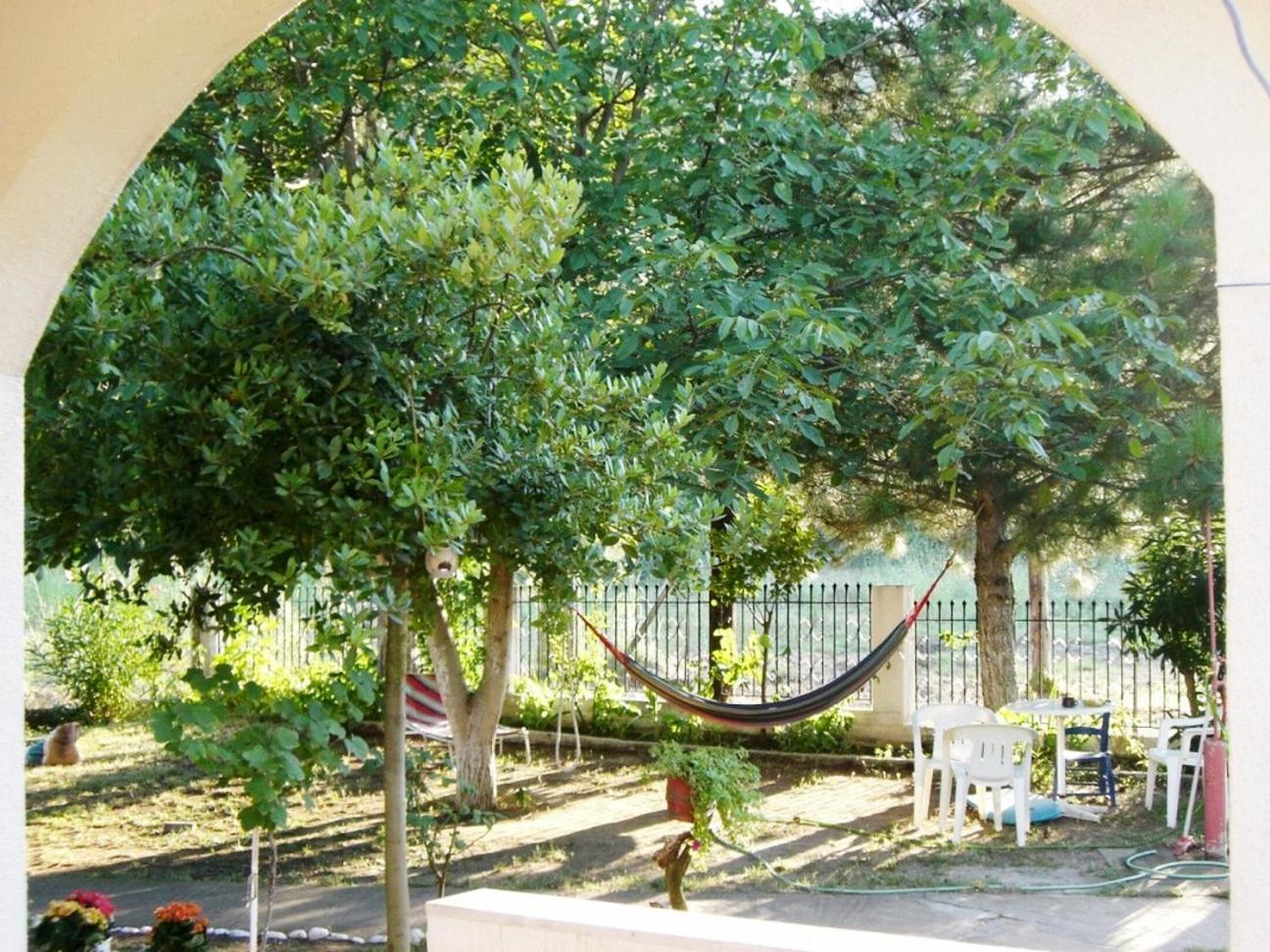 Garden Bungalow Valentina