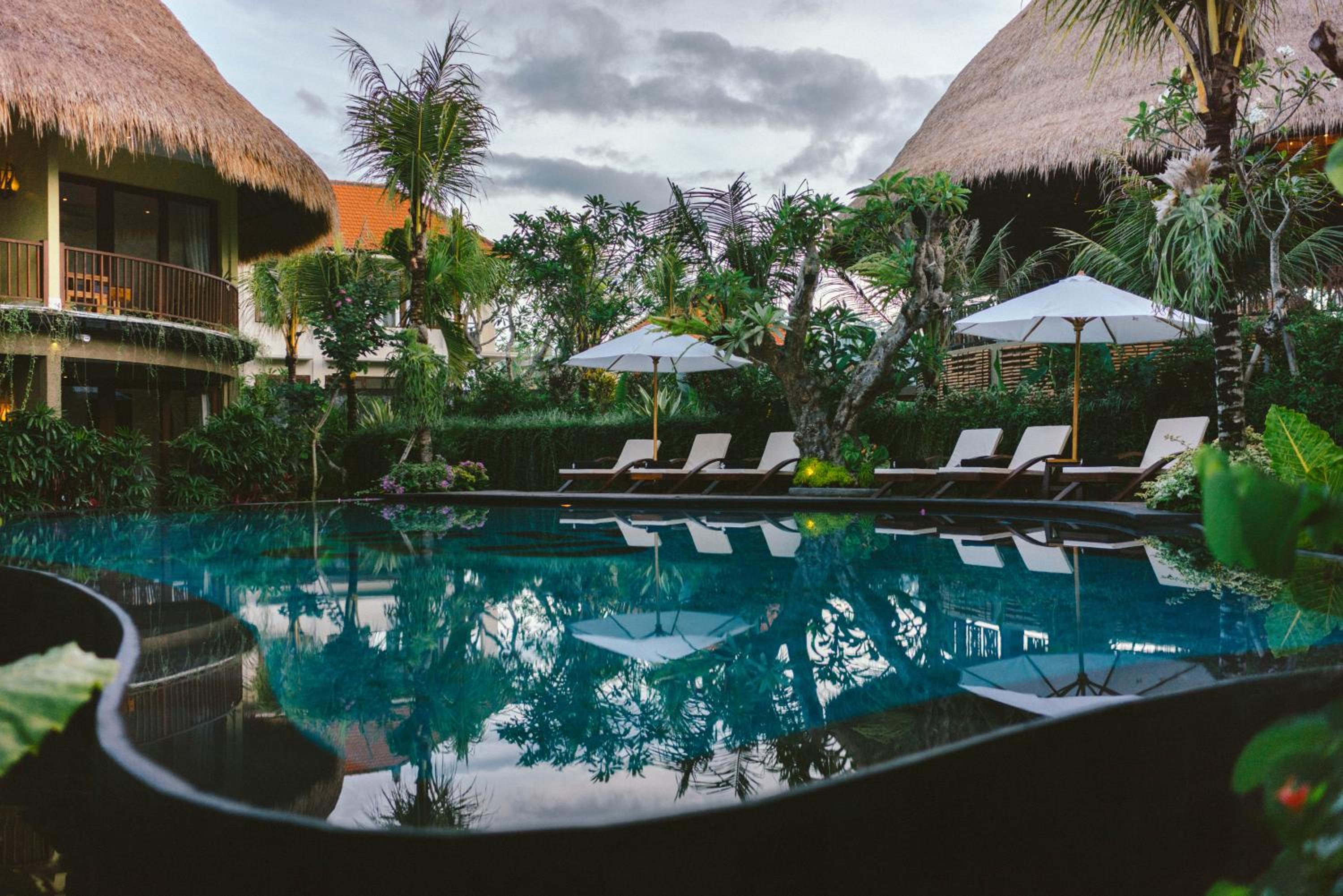 Honai Resort 35