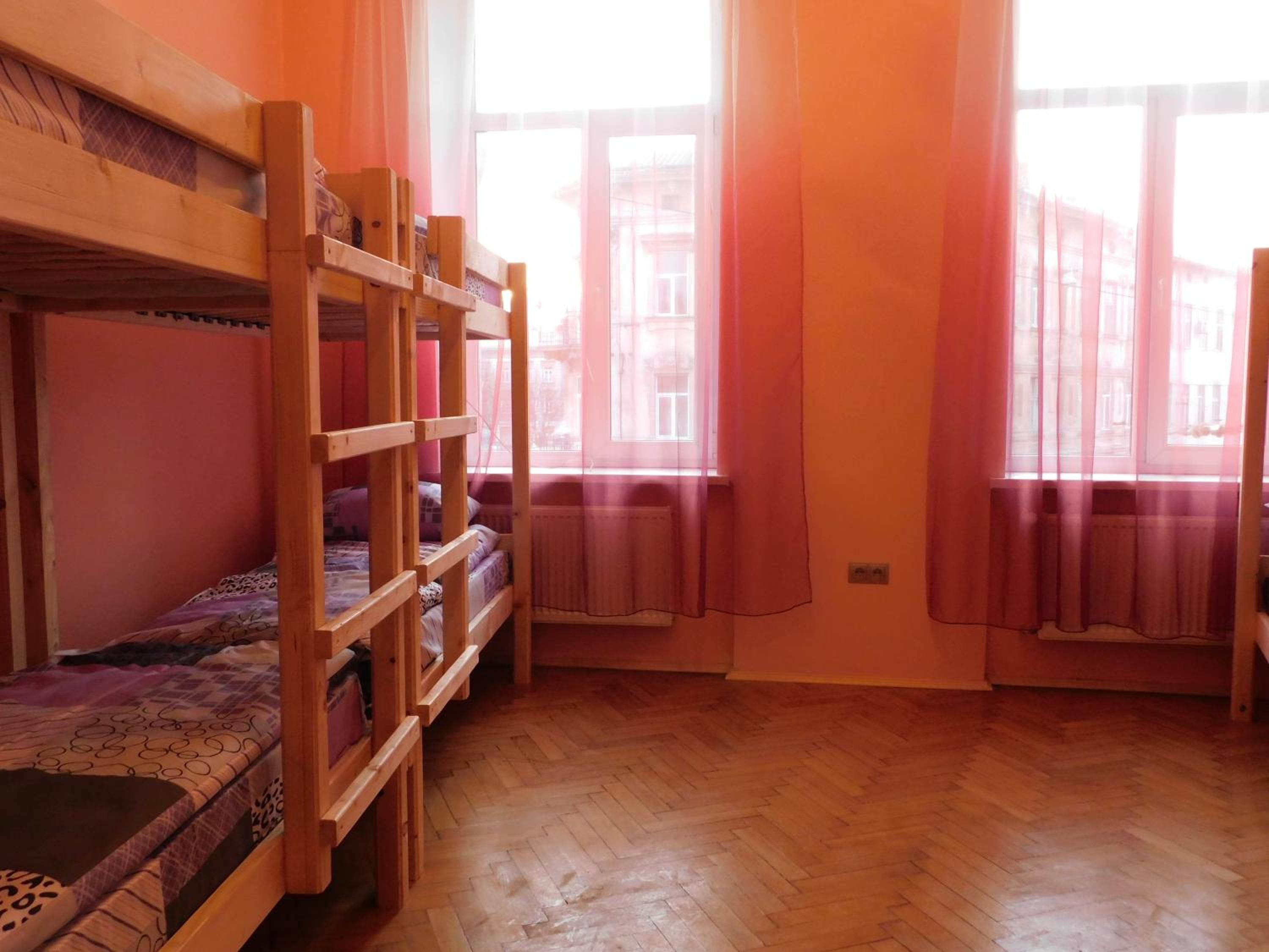 Photo 48