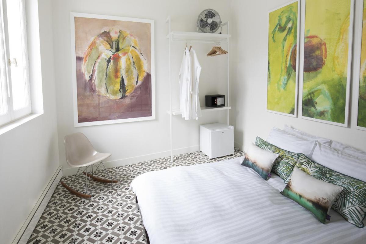 Romantic Artist Room Montmartre Bed & Breakfast