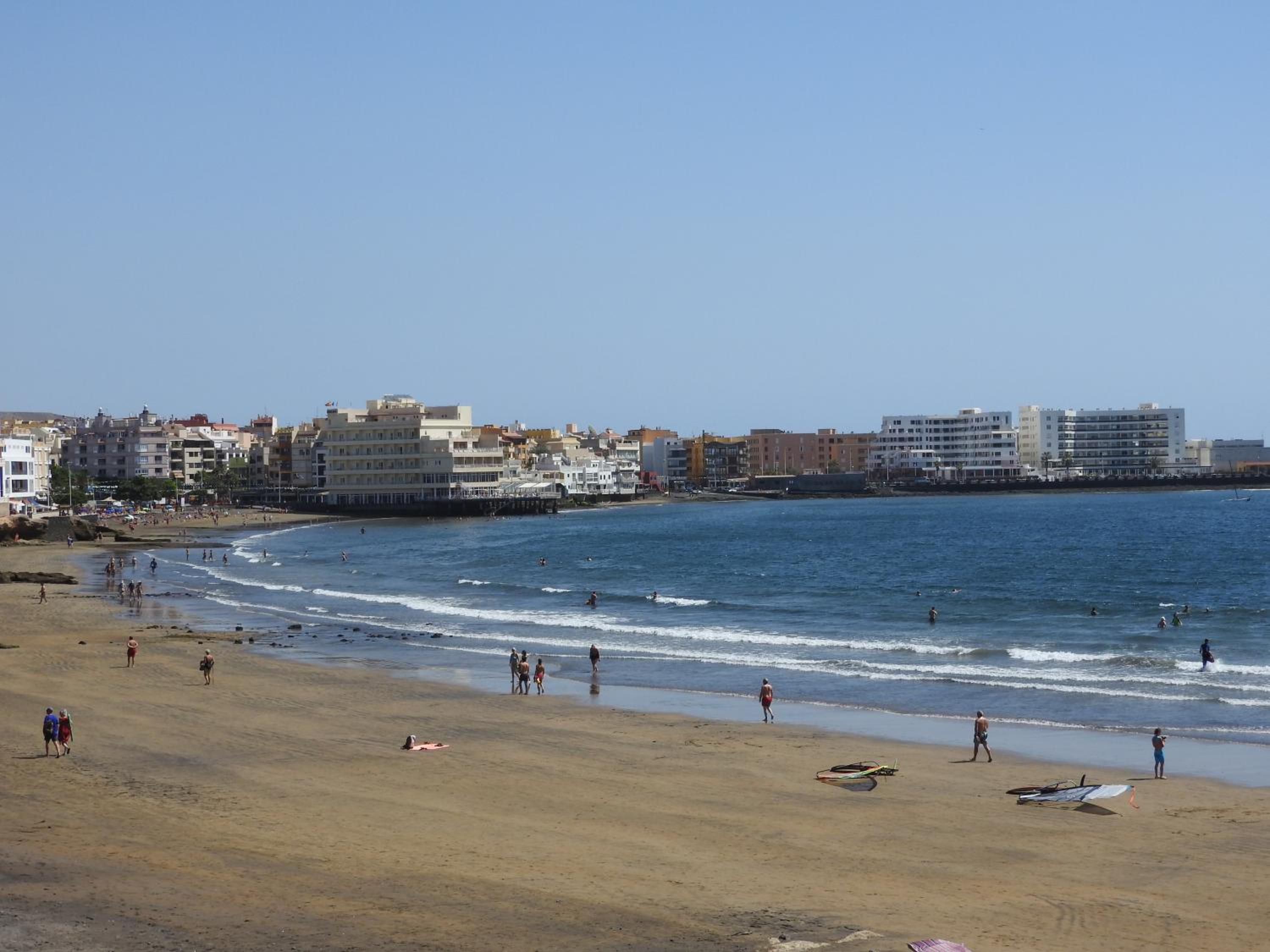 CM 2 bd appartment near the sea view 5