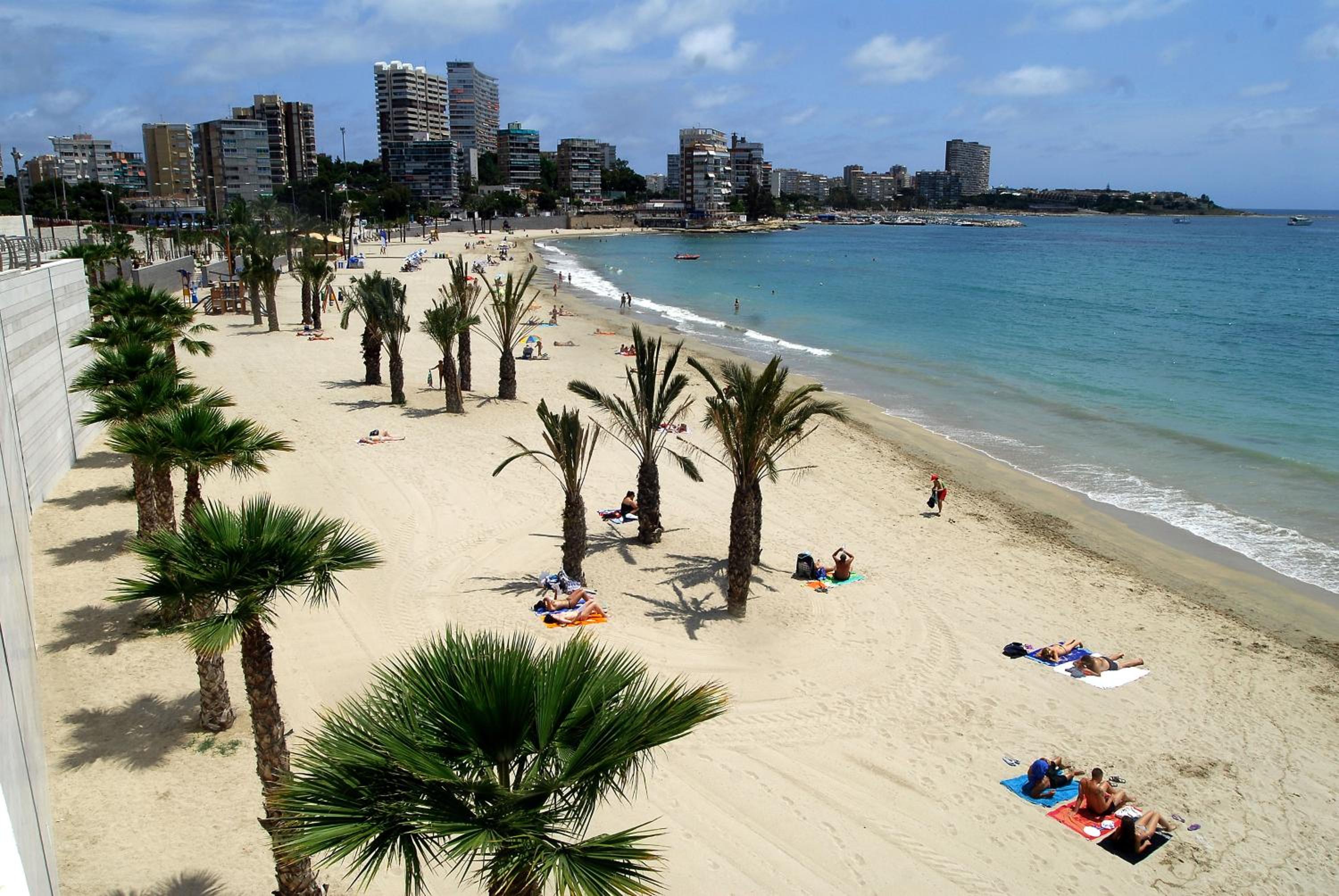 12- Apmto Playa Albufereta Rocafel 5 (Alicante) view 3