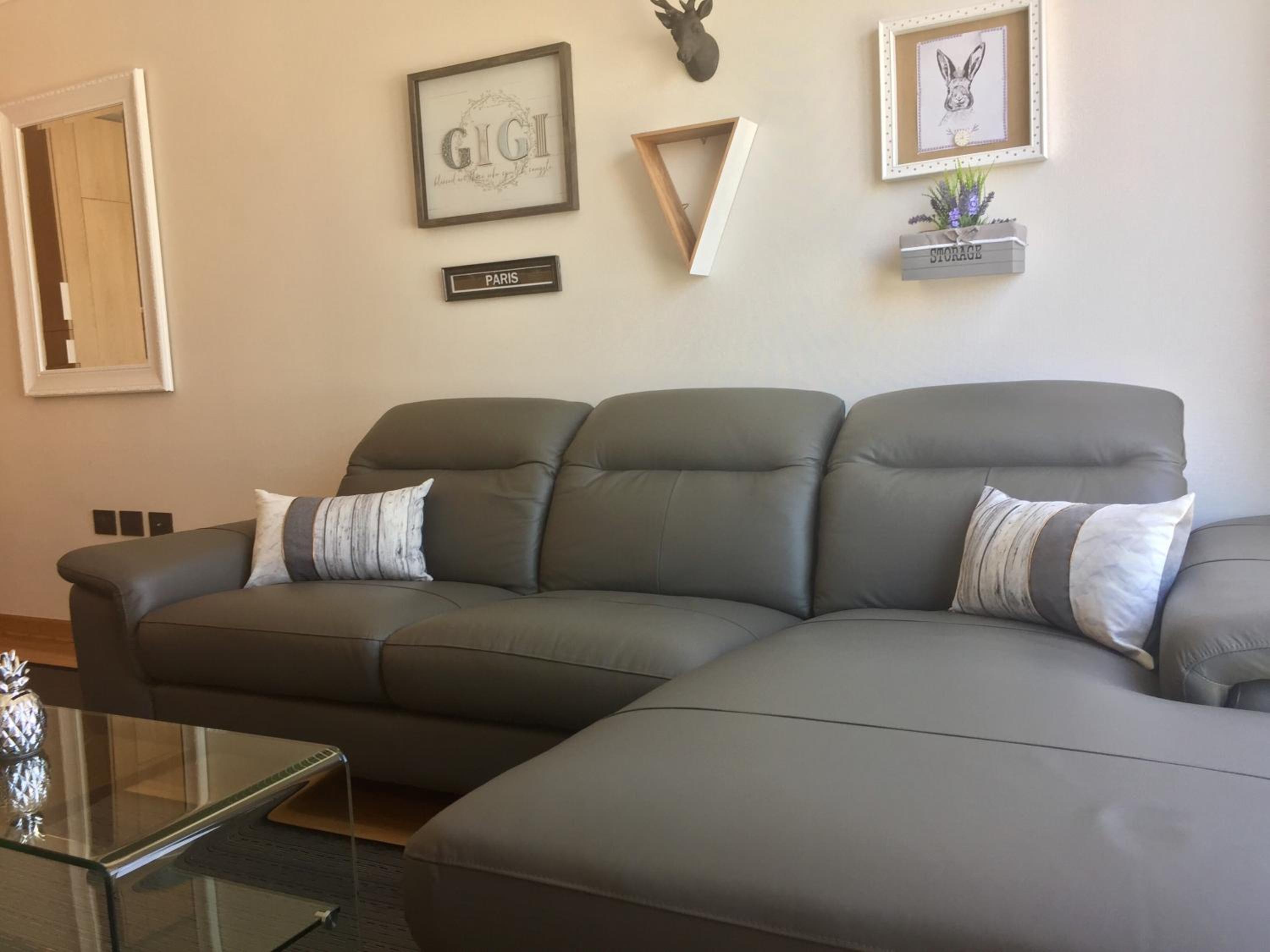 Exclusivo y seguro Departamento en El GOLF