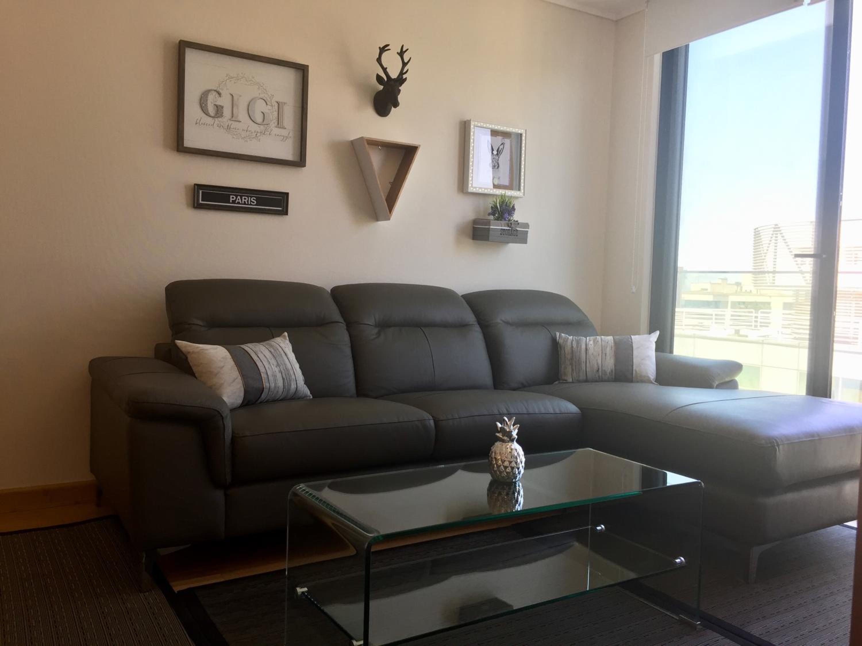 Exclusivo y seguro Departamento en El GOLF