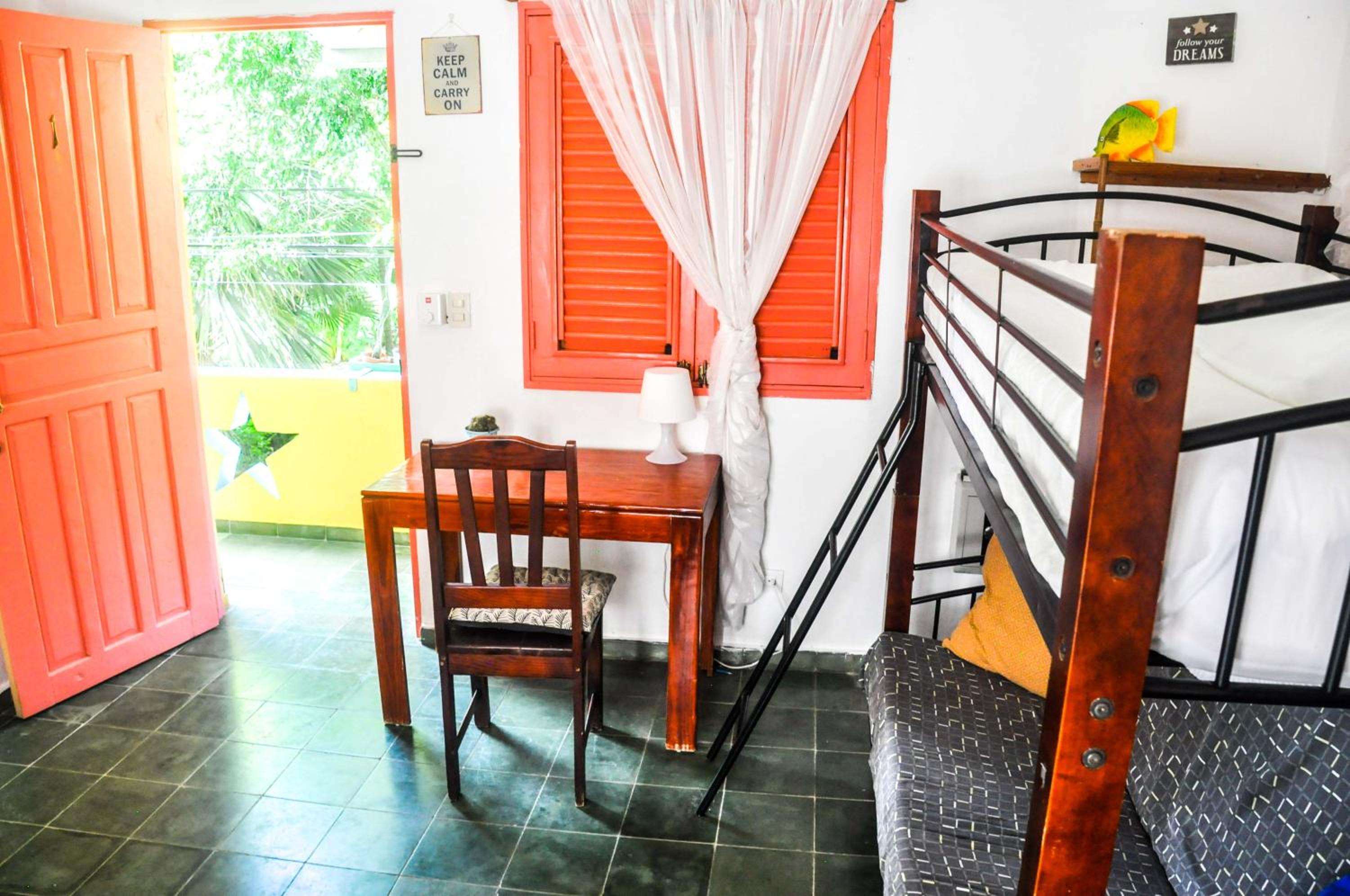 Casa Delfin Guest House