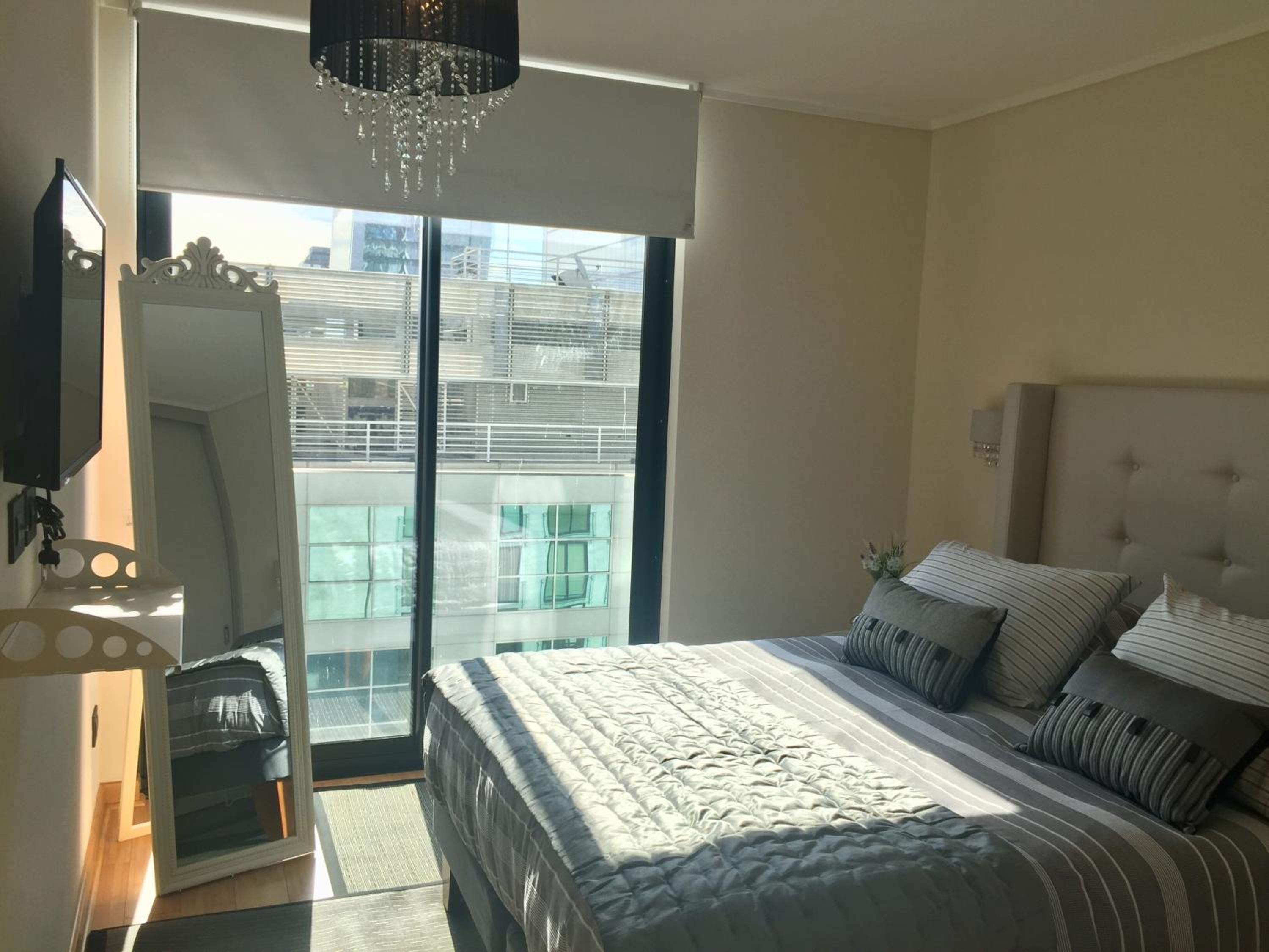 Exclusivo y seguro Departamento en El GOLF