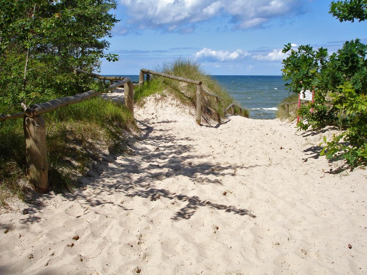 Reetdachhäuser am Bakenberg