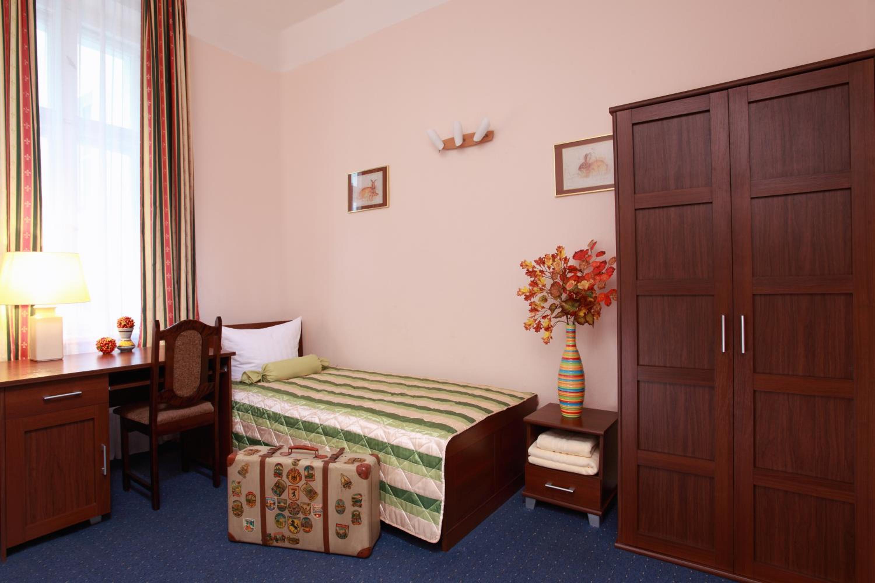 Hotel-Pension Cortina