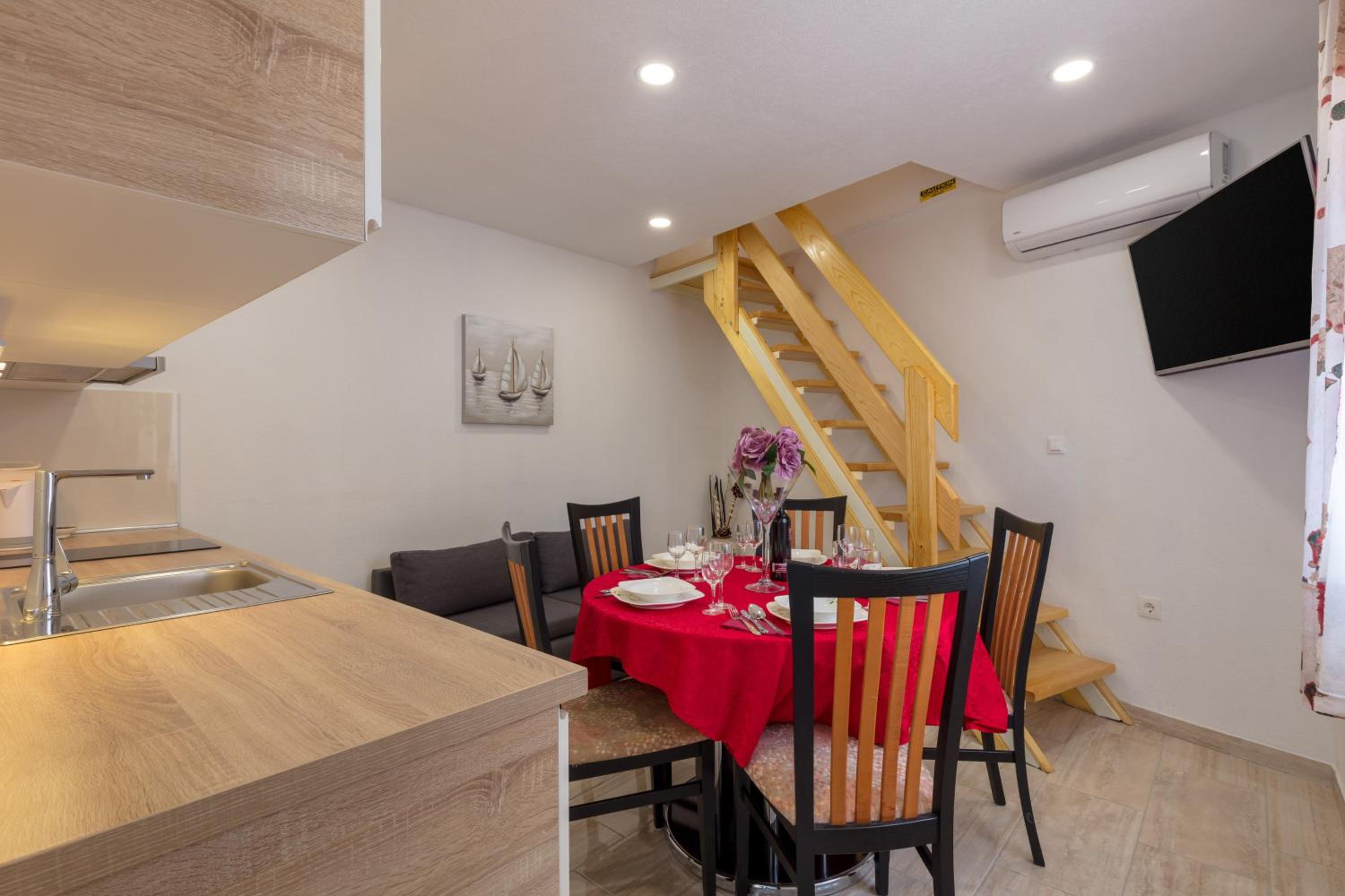 Holiday Home Vesna view 4