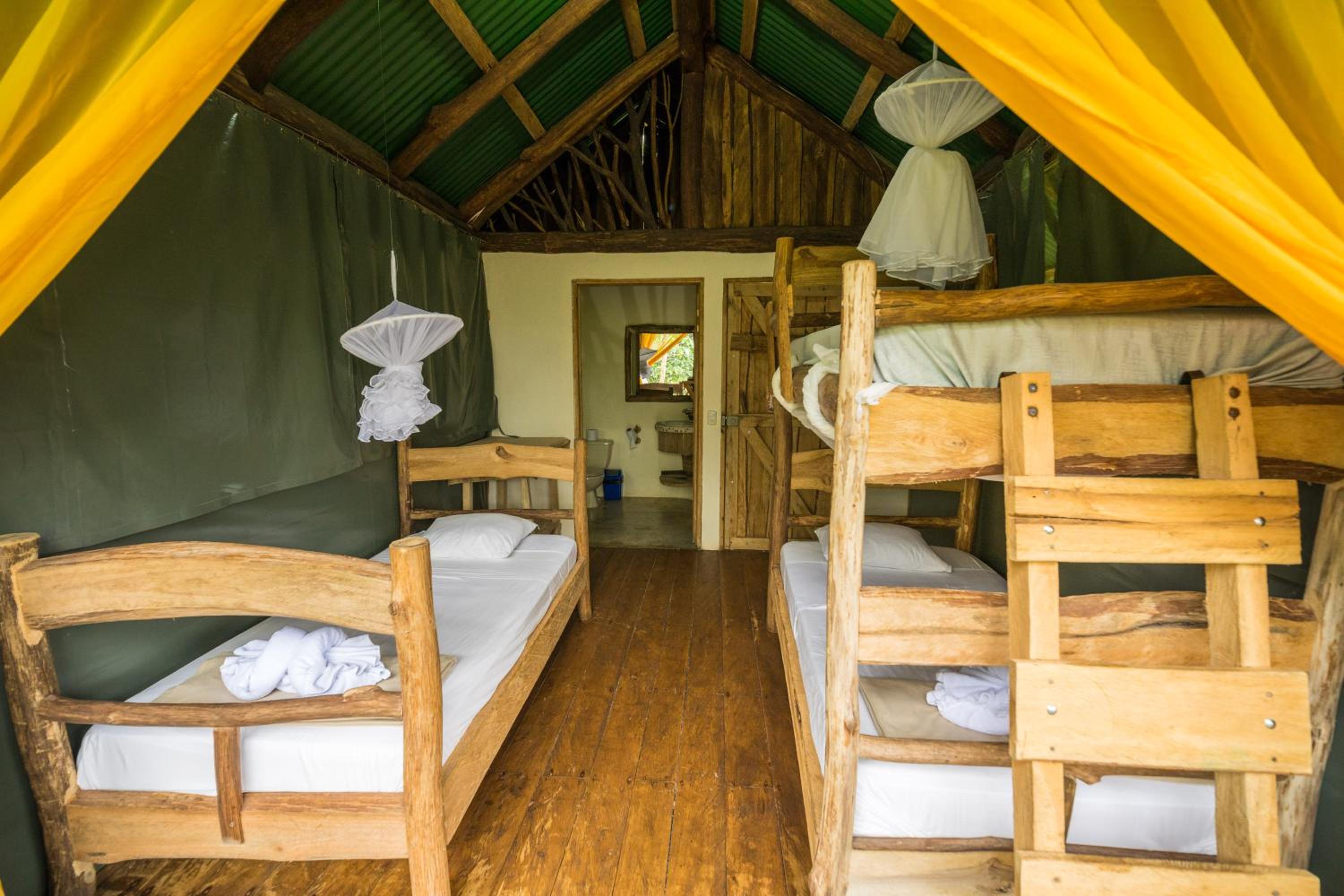 La Tigra Rainforest Lodge
