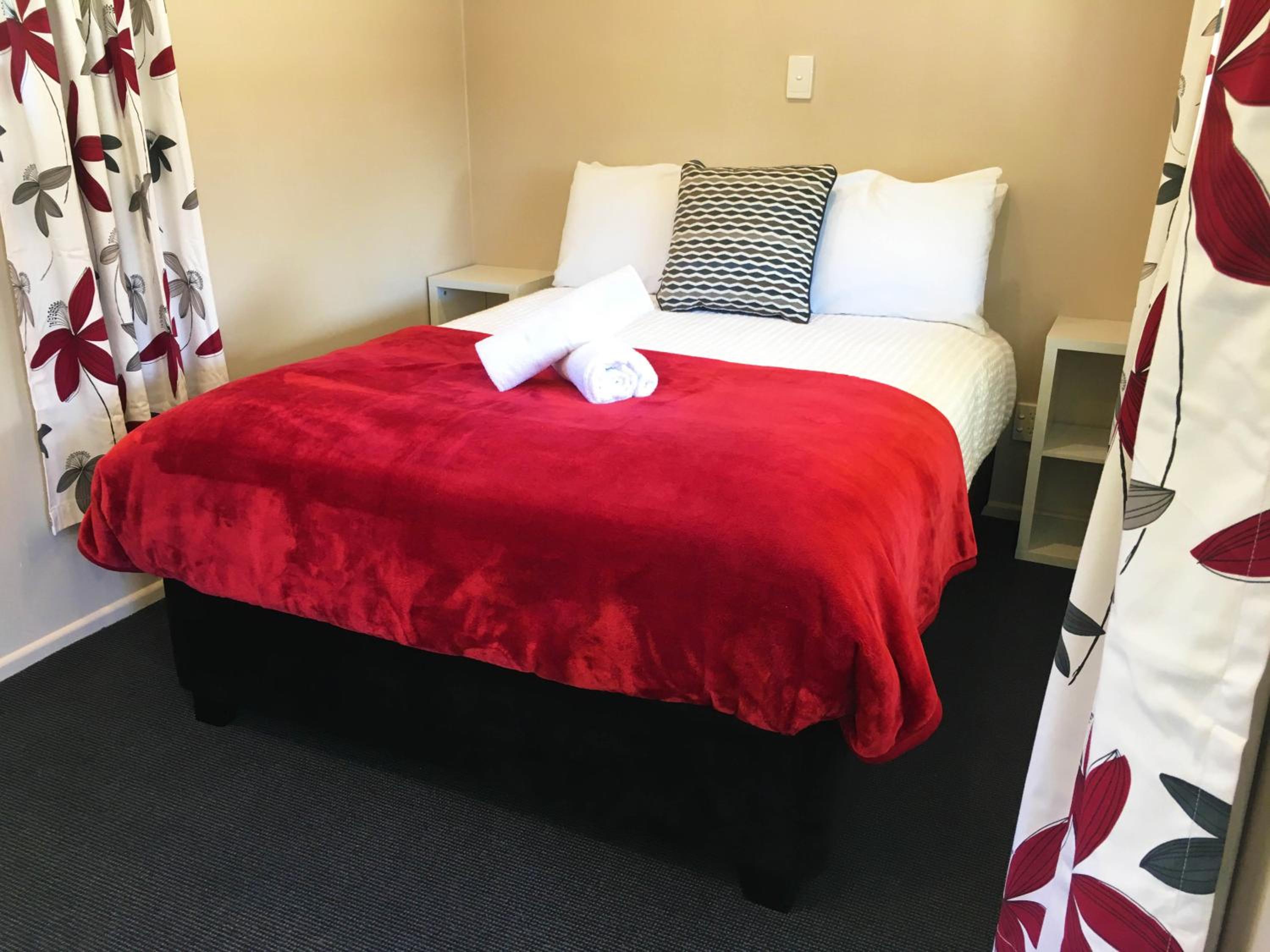 Kingston TOP 10 Holiday Park 18