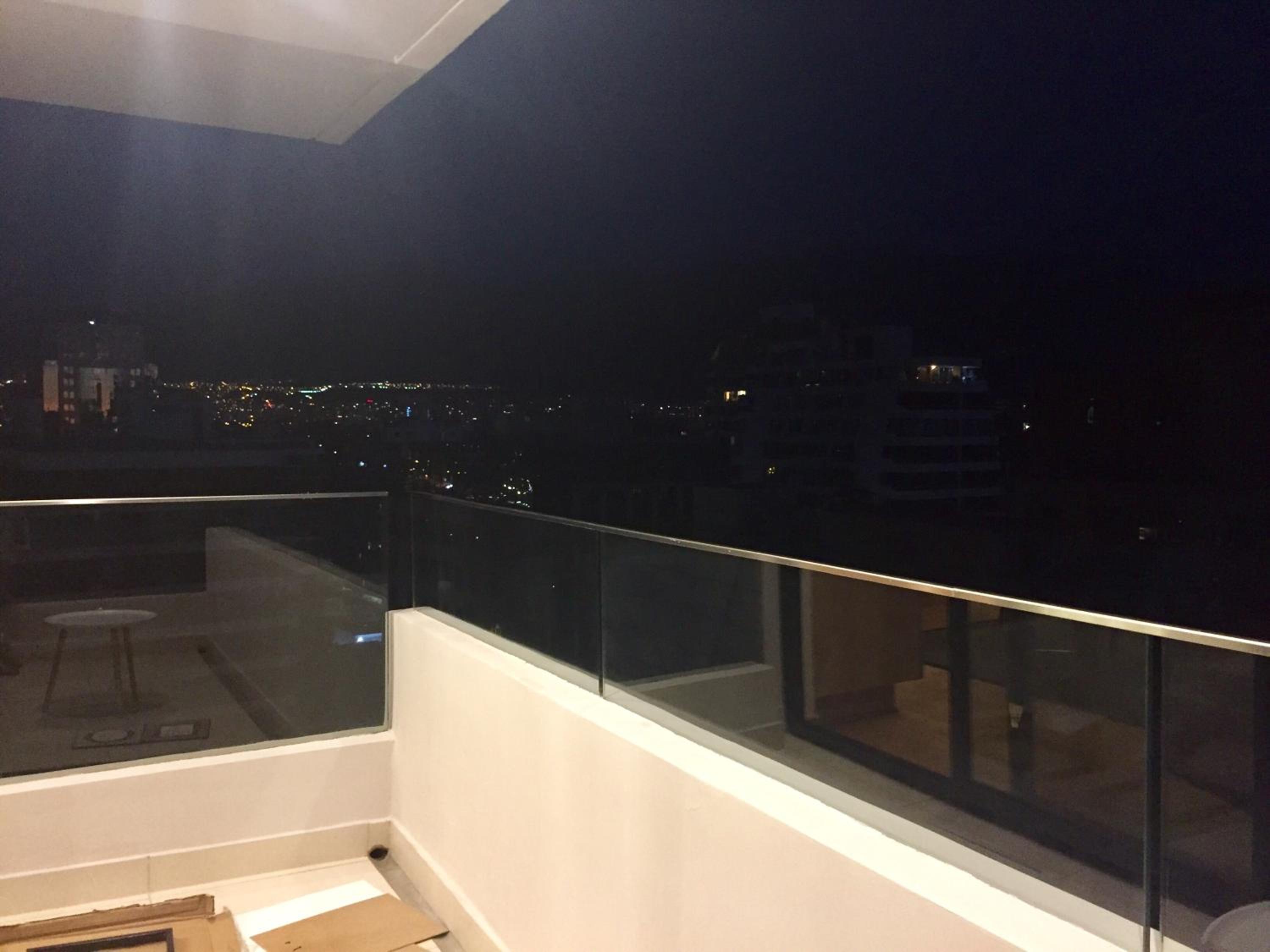 Exclusivo y seguro Departamento en El GOLF