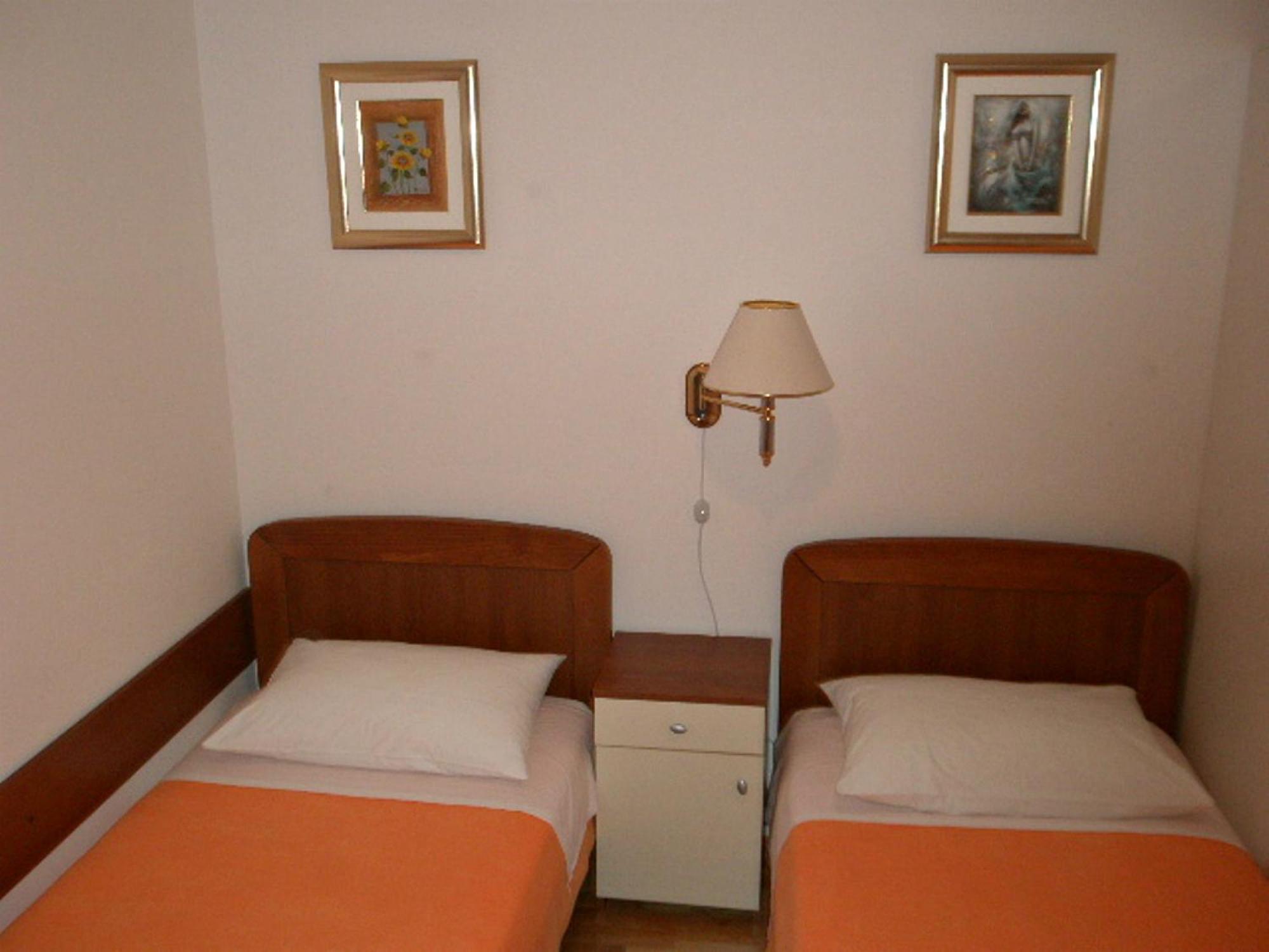 Apartments Znjan