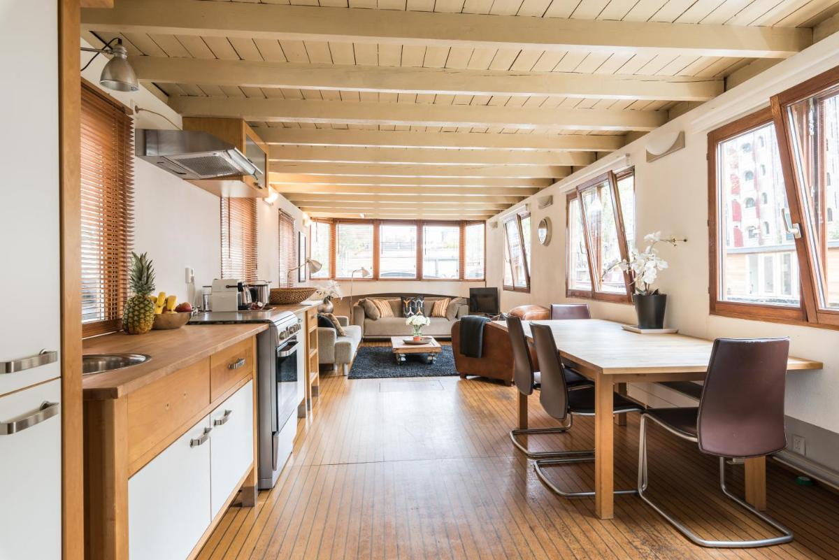 Houseboat Prince William & Houseboat Prince Arthur