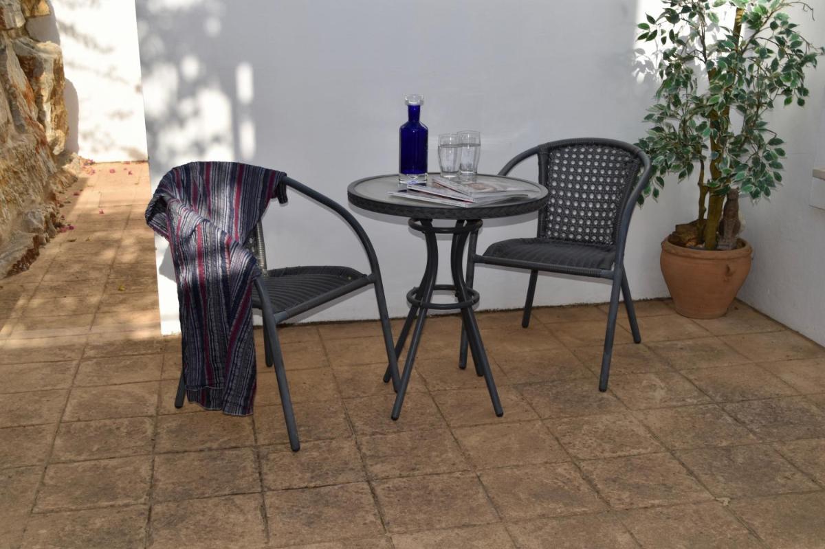 Apartment in La Mairena photo 2