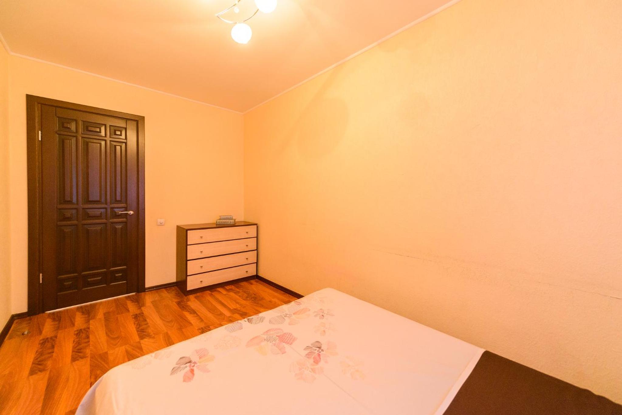 Apartment on Hryhoriia Chuprynky view 3