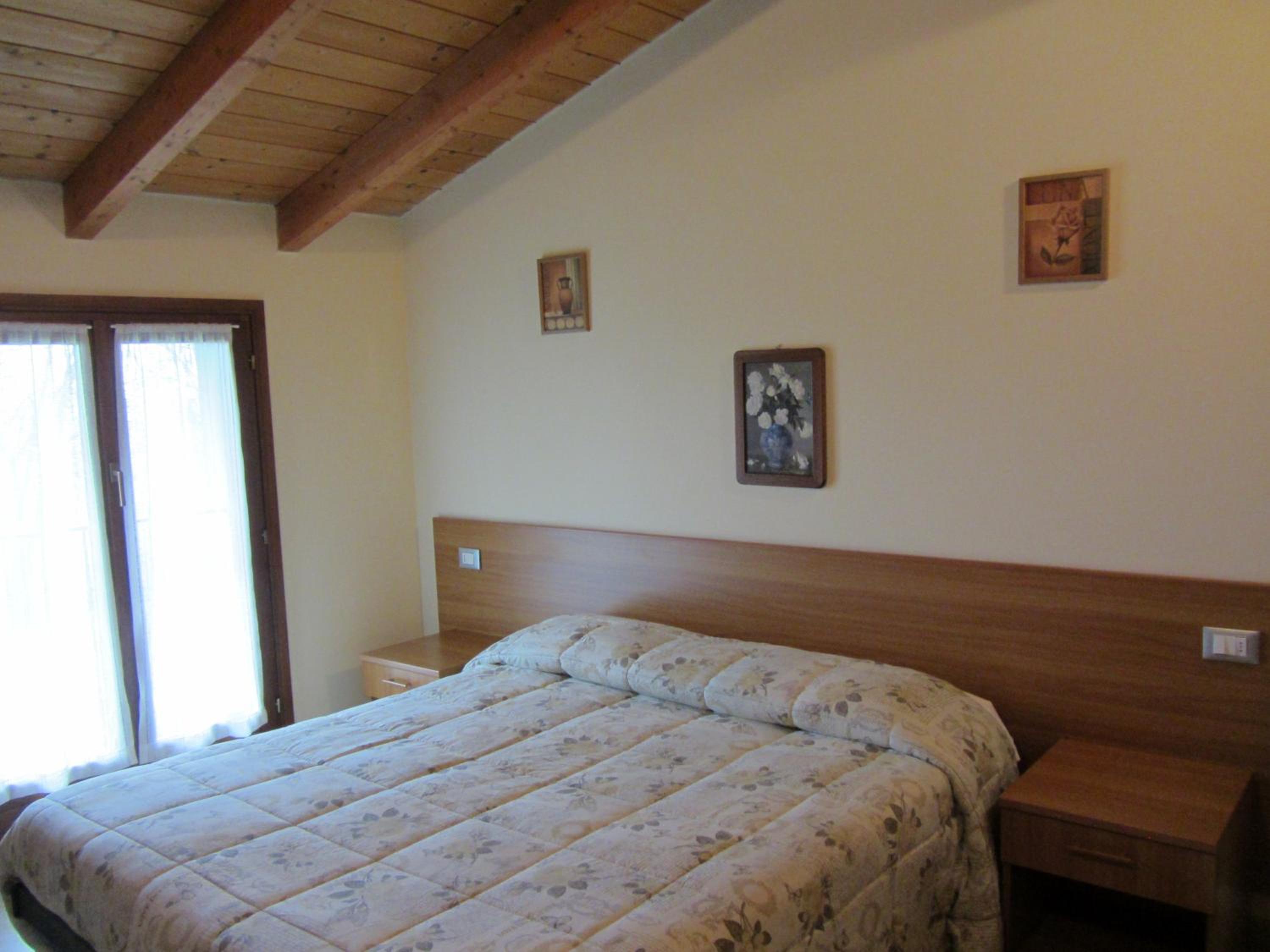 Photo 56