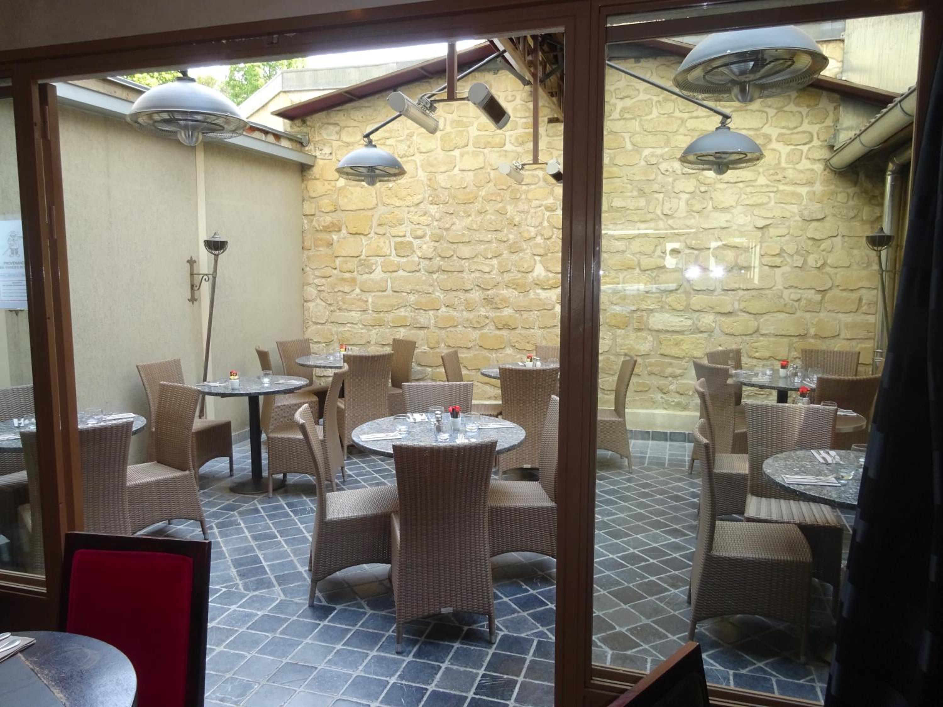 restaurant