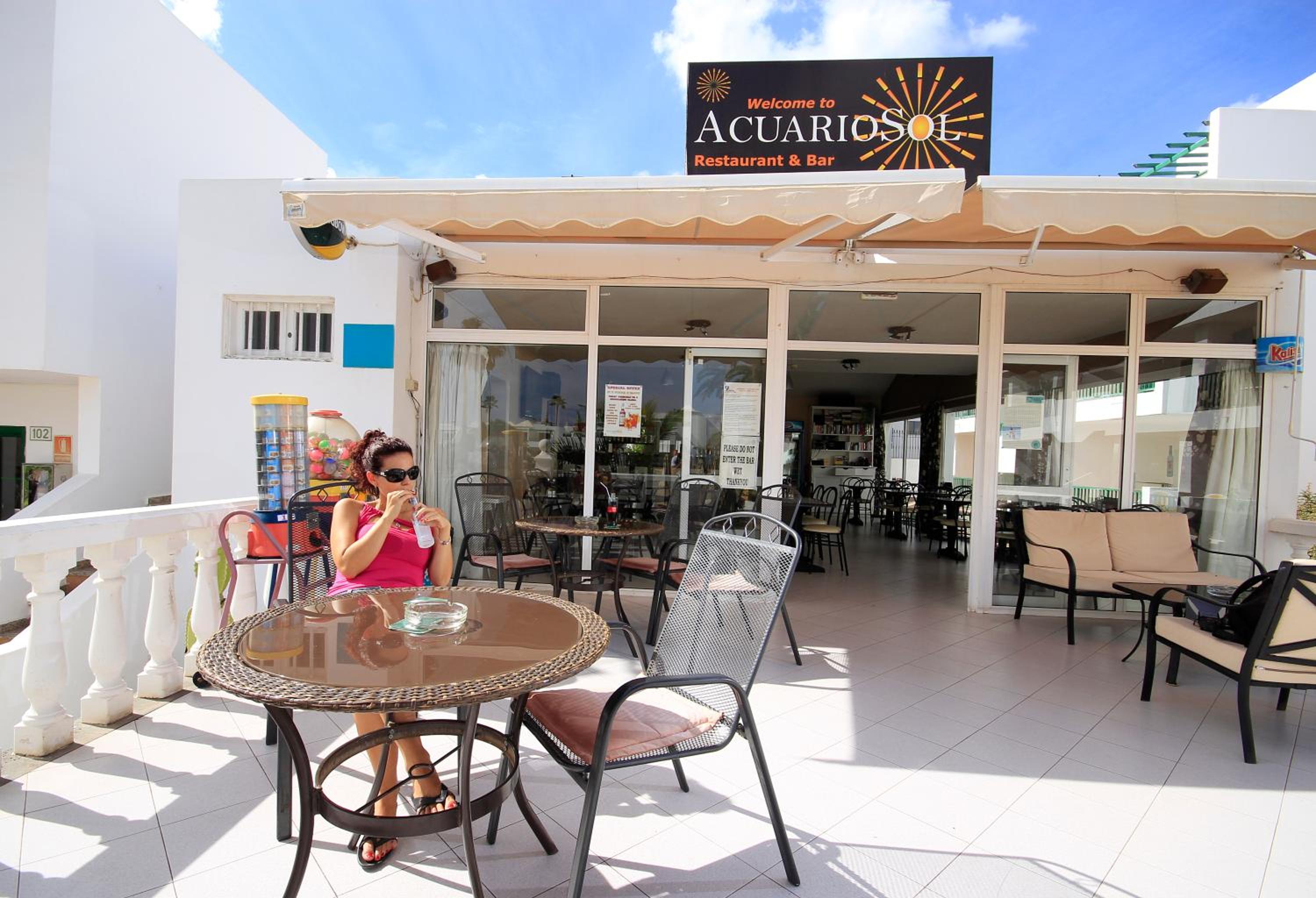 Apartamentos Acuario Sol view 4