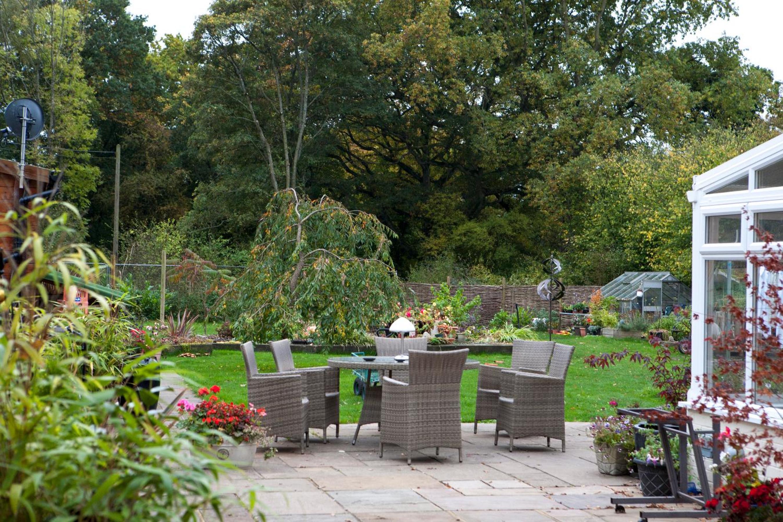 Basingstoke Vacations - West View Lodge - Property Image 1