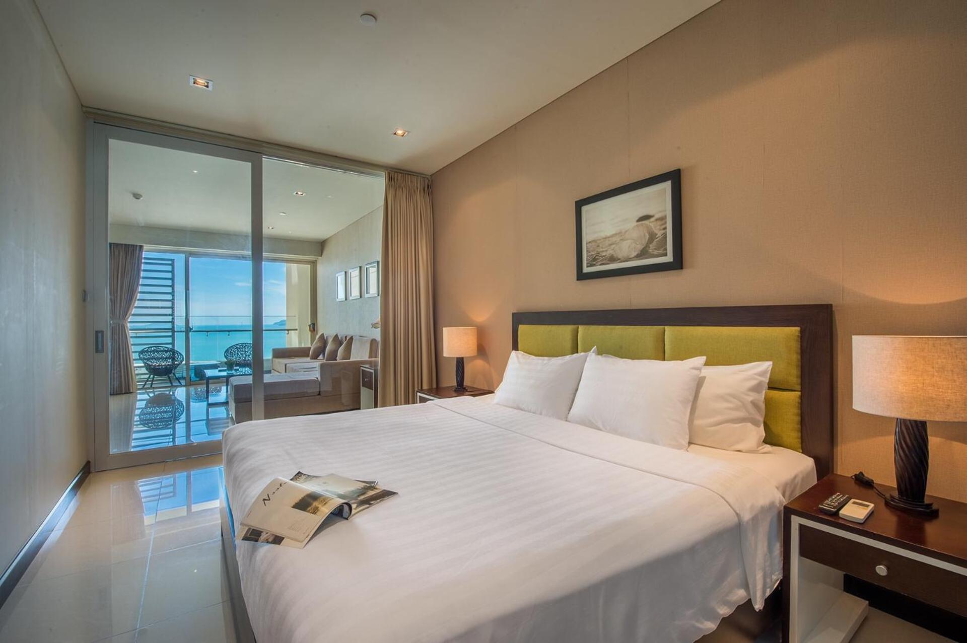 Luxury Sea View Apartment photo 23 of 52