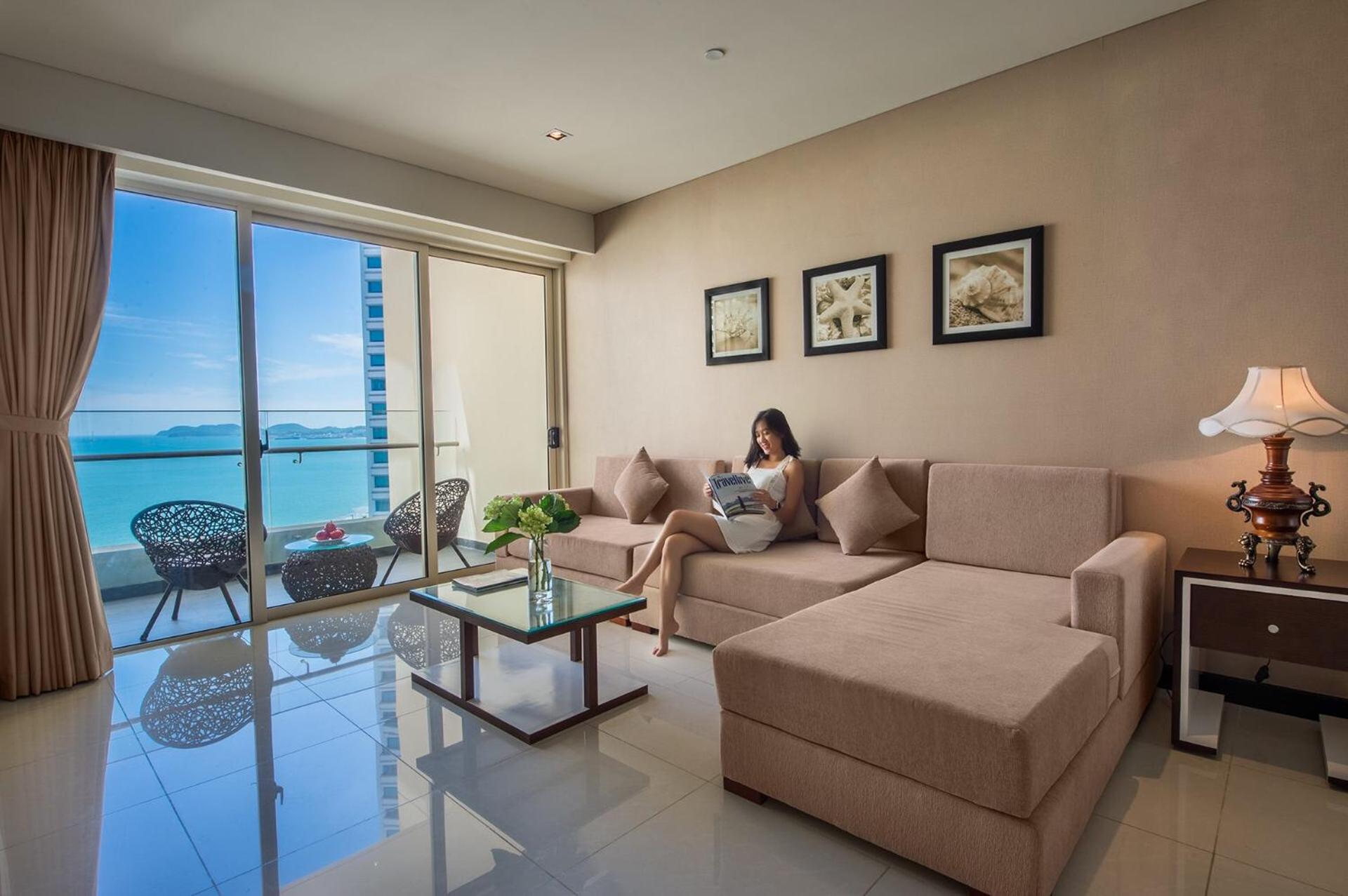 Luxury Sea View Apartment photo 32 of 52