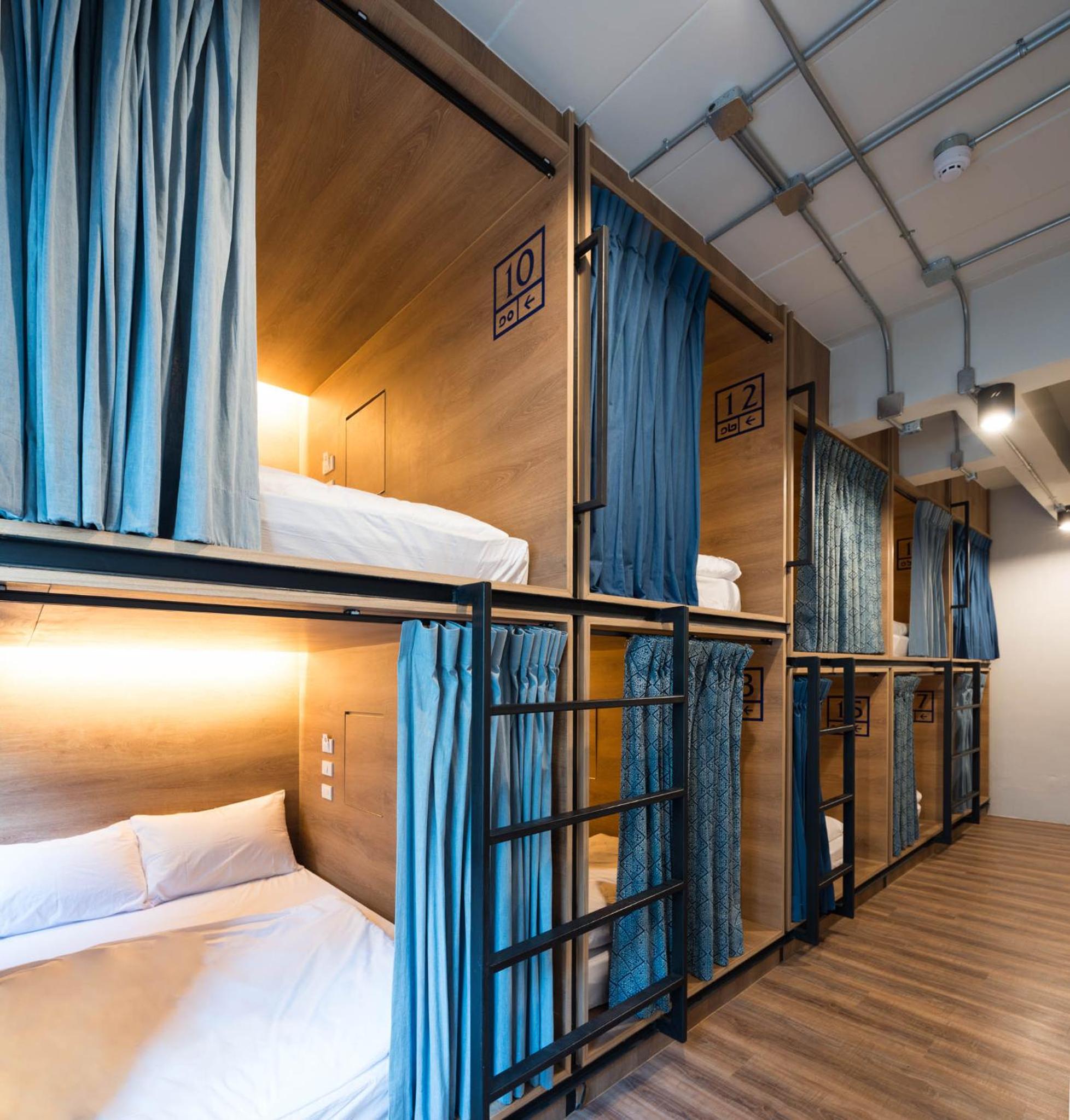 Natee Hostel