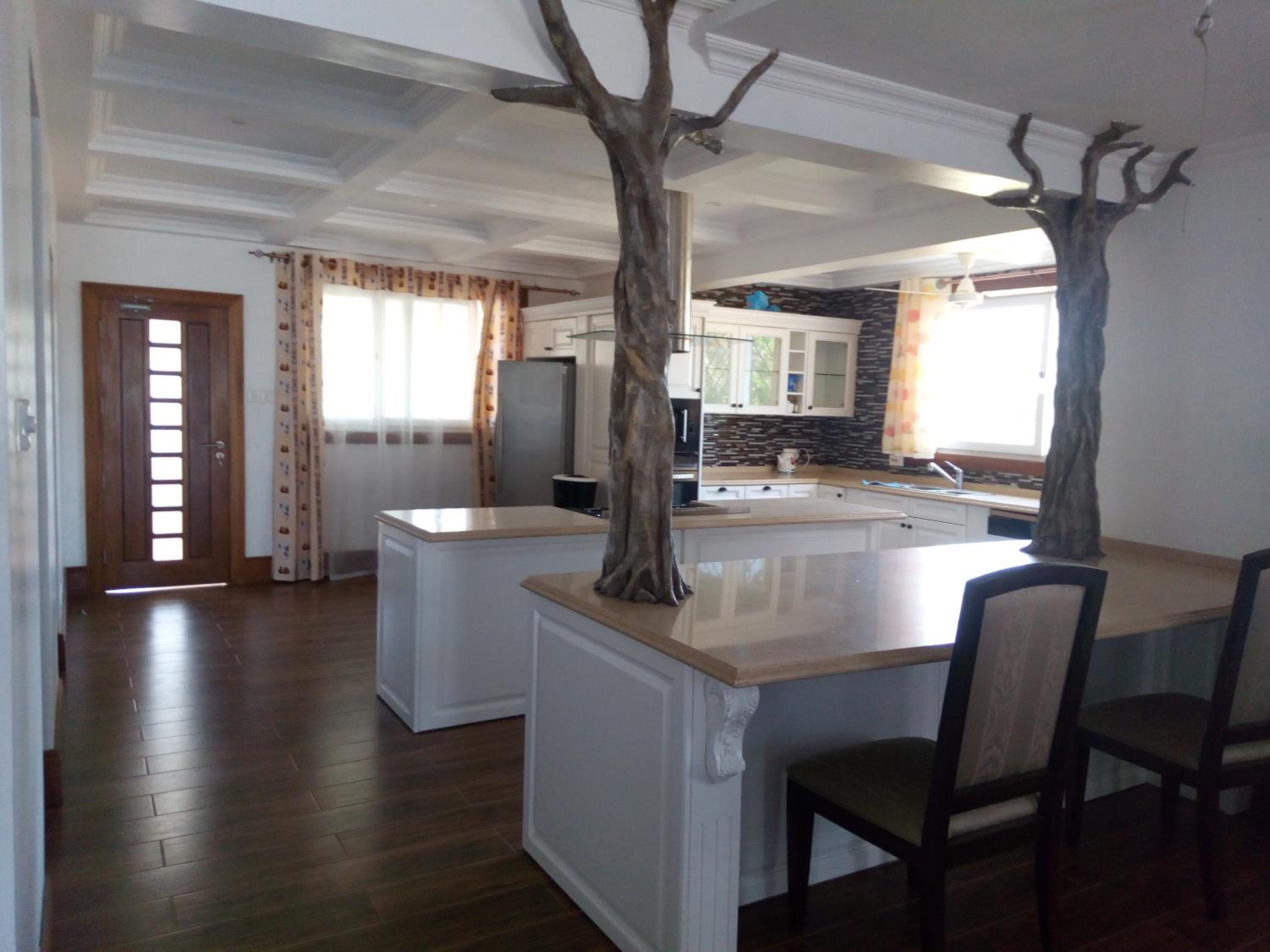 Queens Chateau Boutique Villa