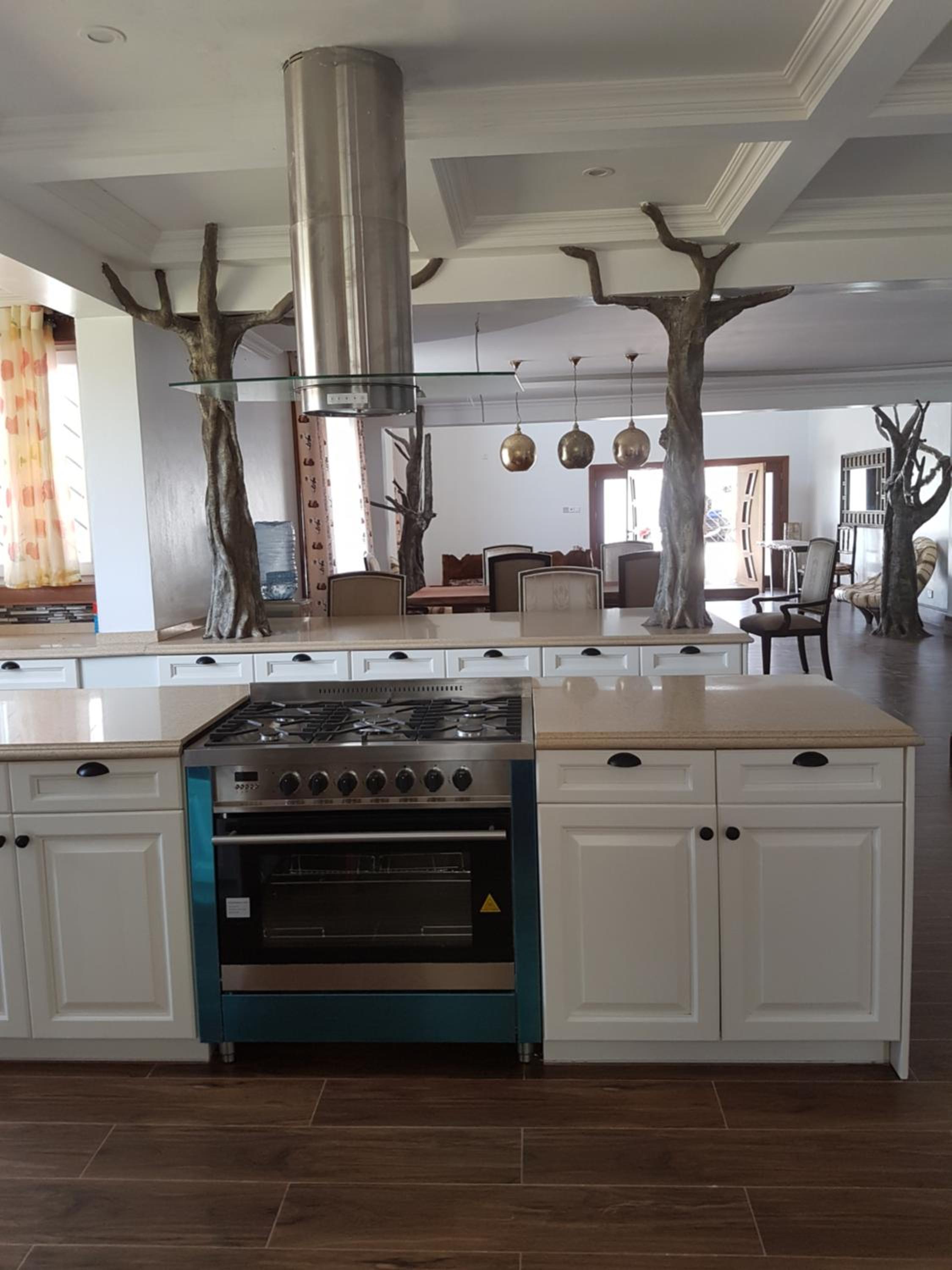 Queens Chateau Boutique Villa