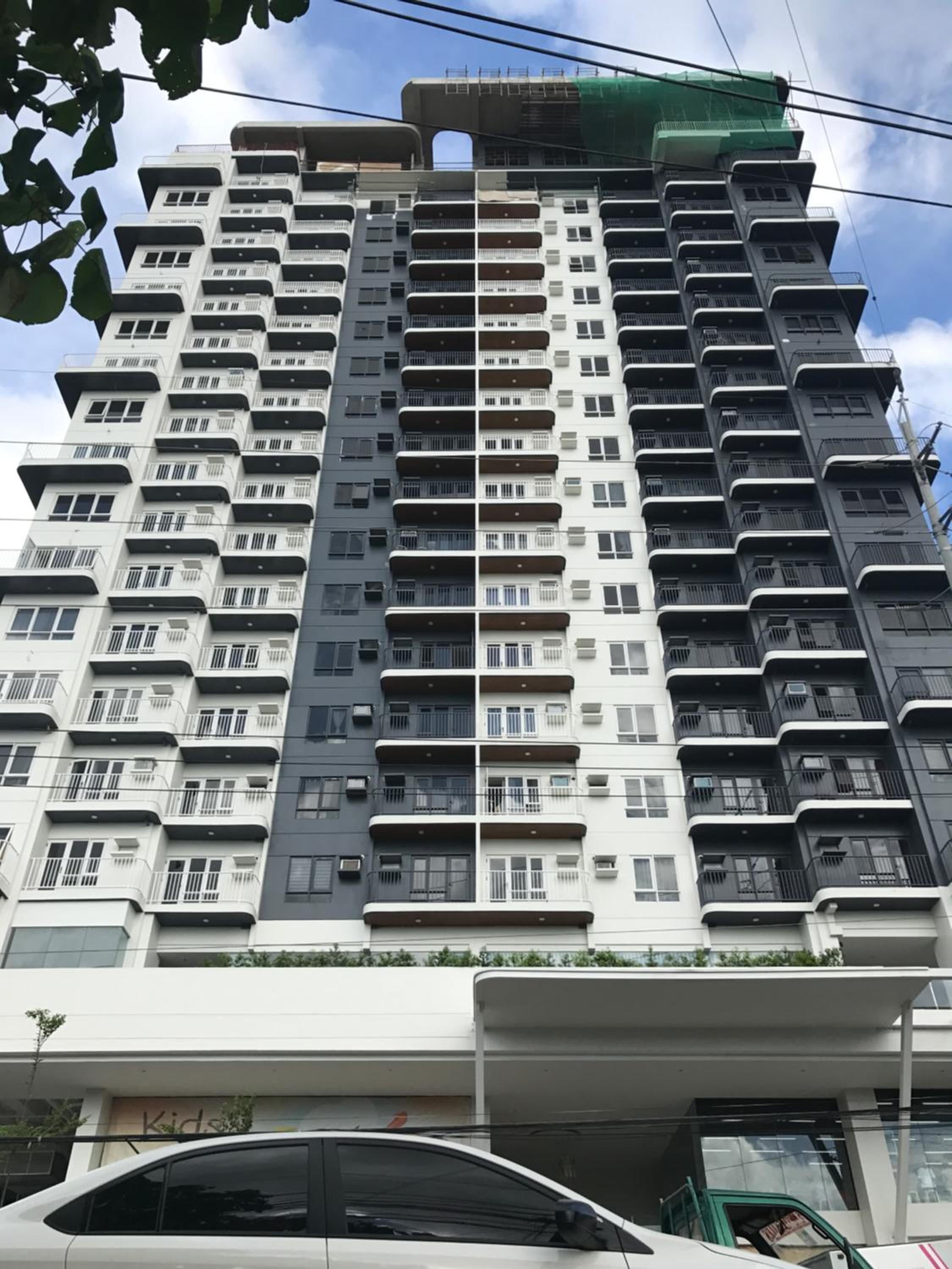 One-Bedroom Apartment at Sundance Residences in Banawa