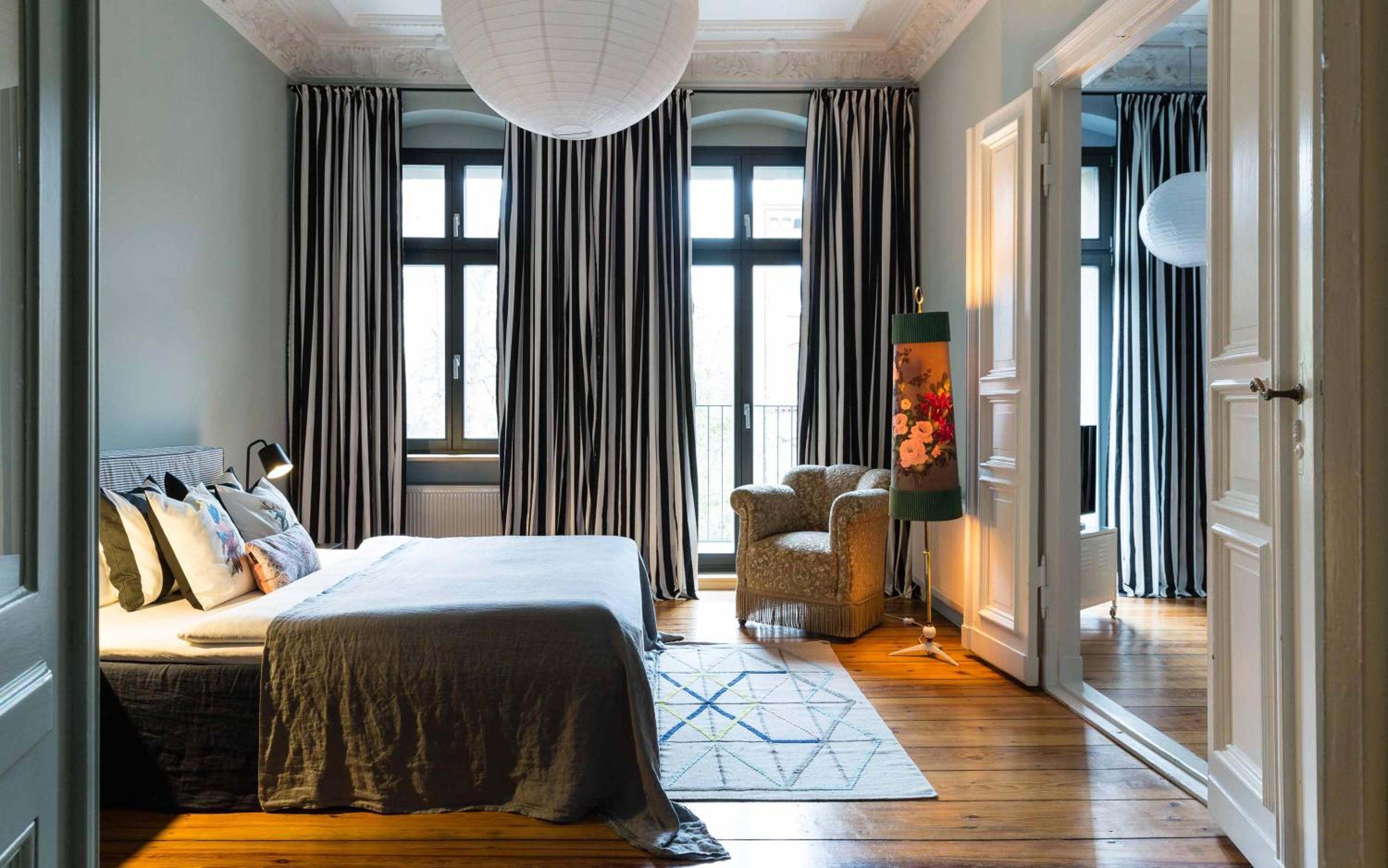 Brilliant Apartments