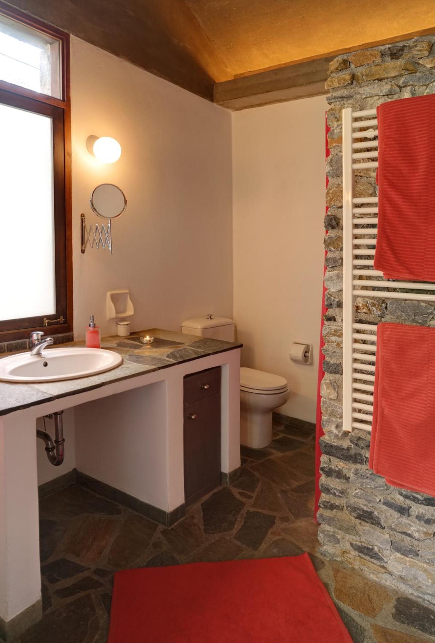 Studios Kyparissi & Spa view 3