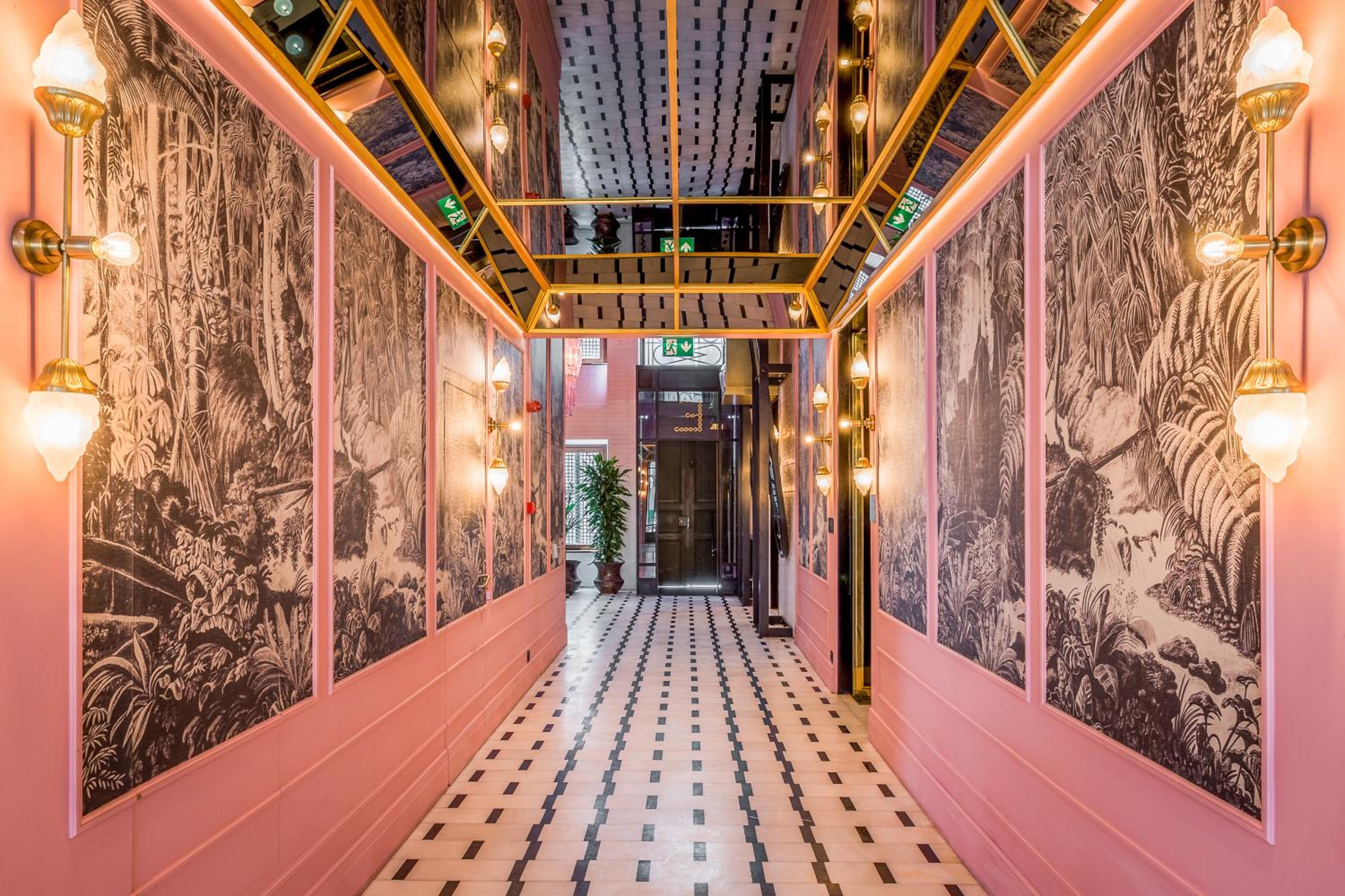 Room Mate Emir - Image 10