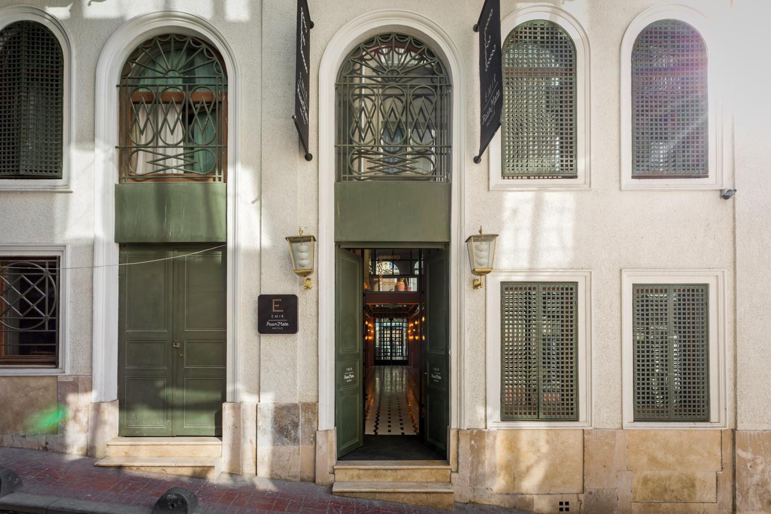 Room Mate Emir - Image 12