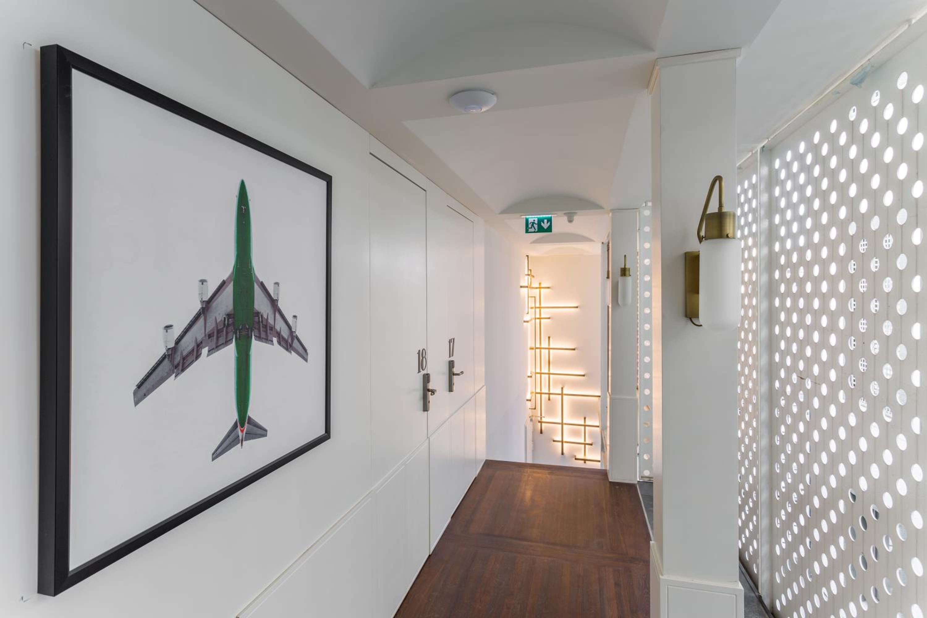 Room Mate Emir - Image 65