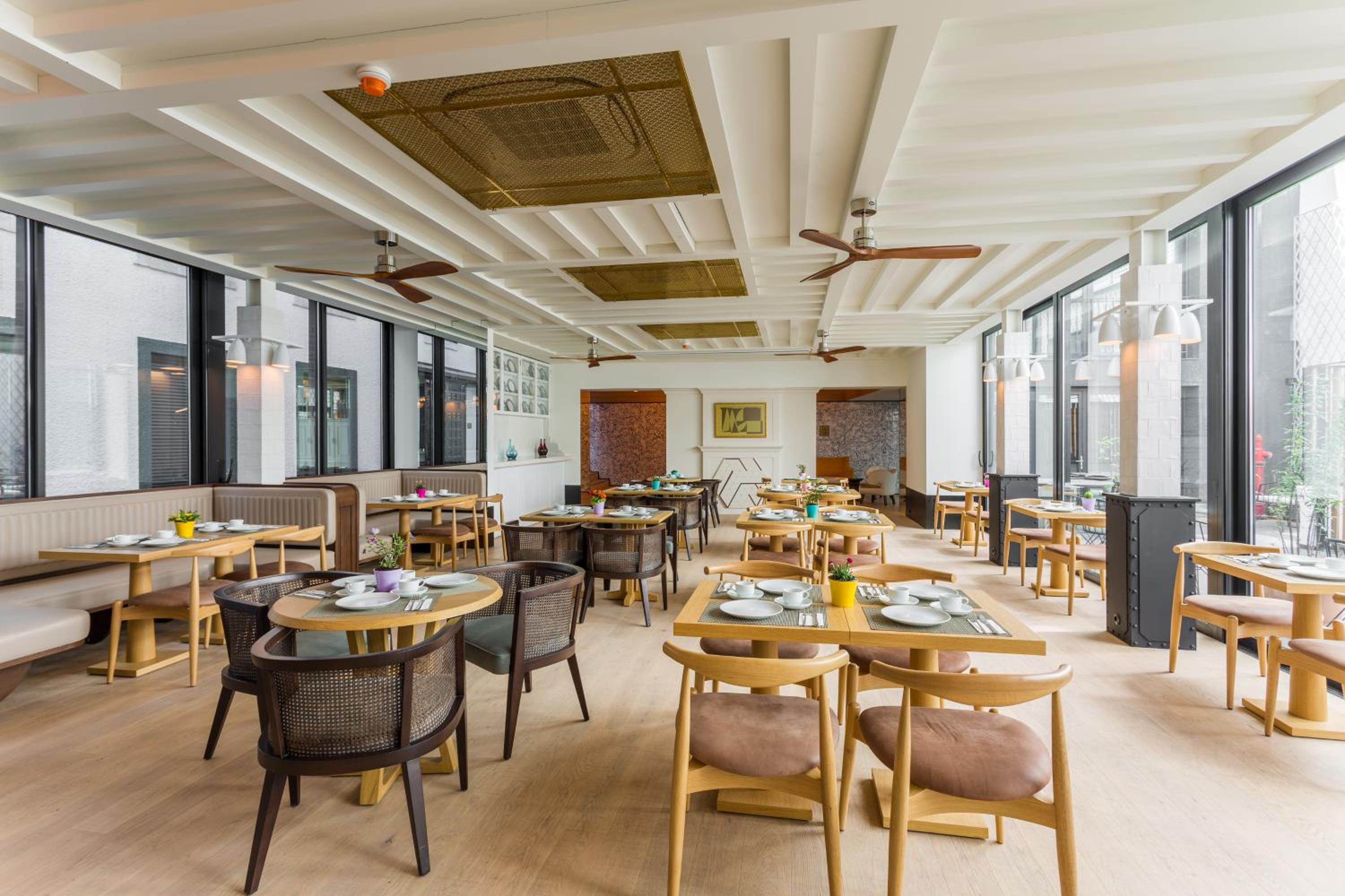 Room Mate Emir - Image 72