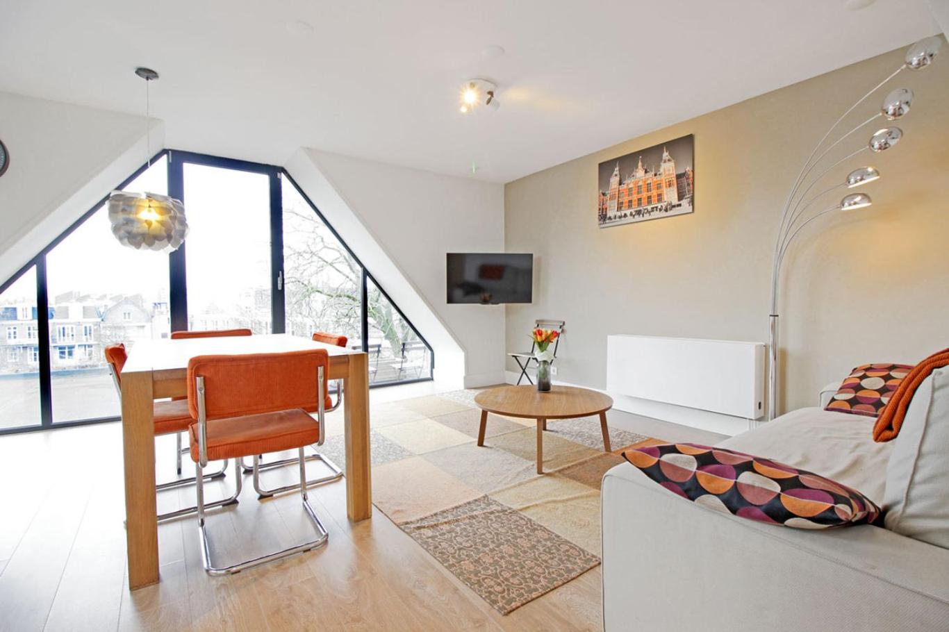 2 bedroom loft near Rijksmuseum