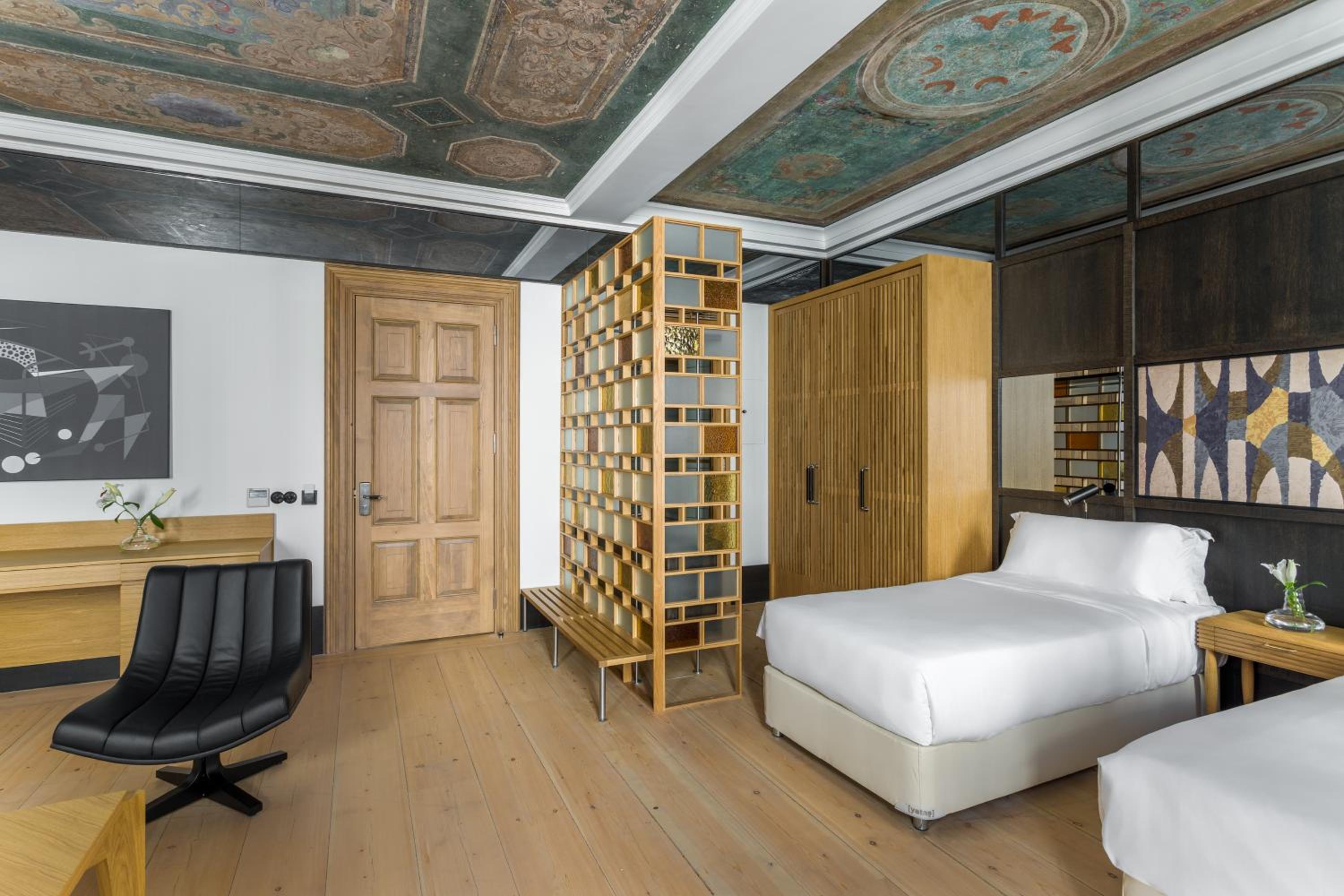 Room Mate Emir - Image 15