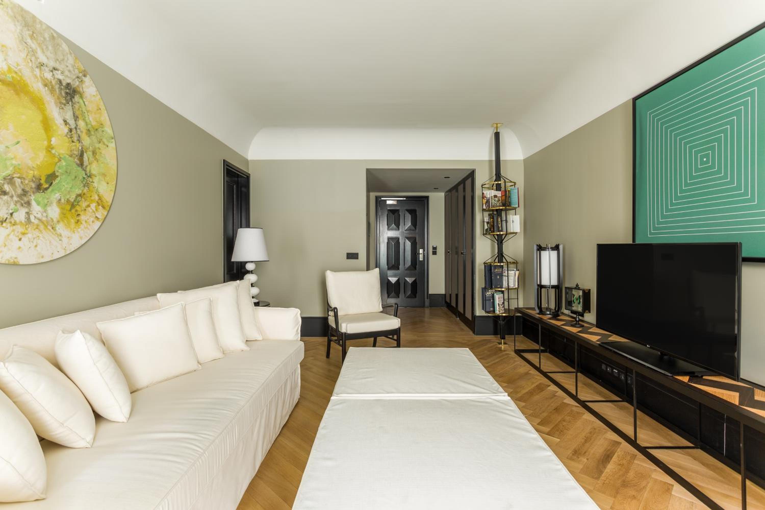 Room Mate Emir - Image 53