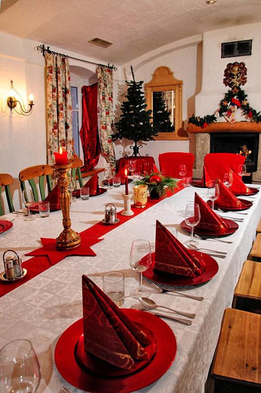 restaurant