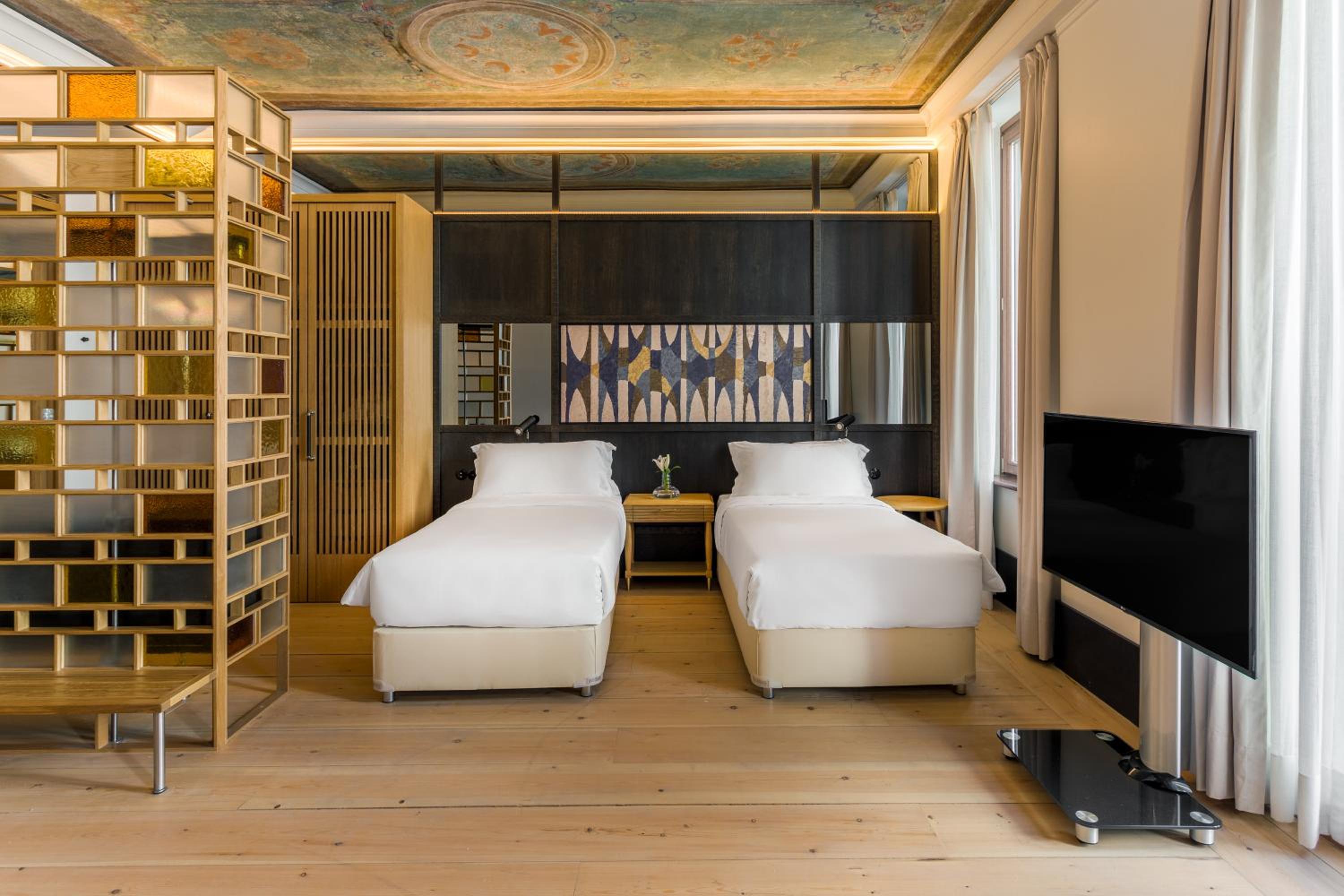 Room Mate Emir - Image 38