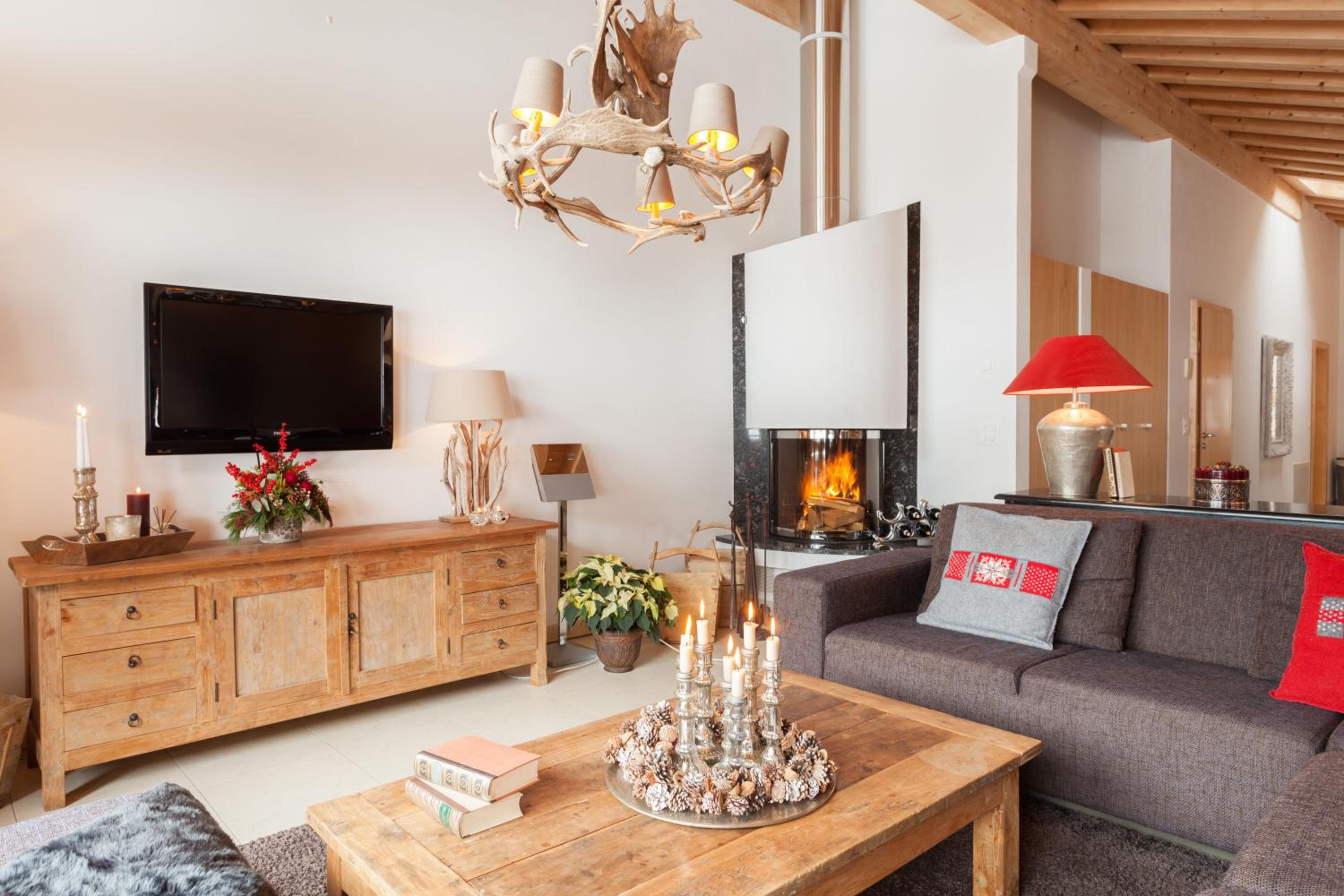 Vrony Apartments by Hotel Walliserhof Zermatt view 2