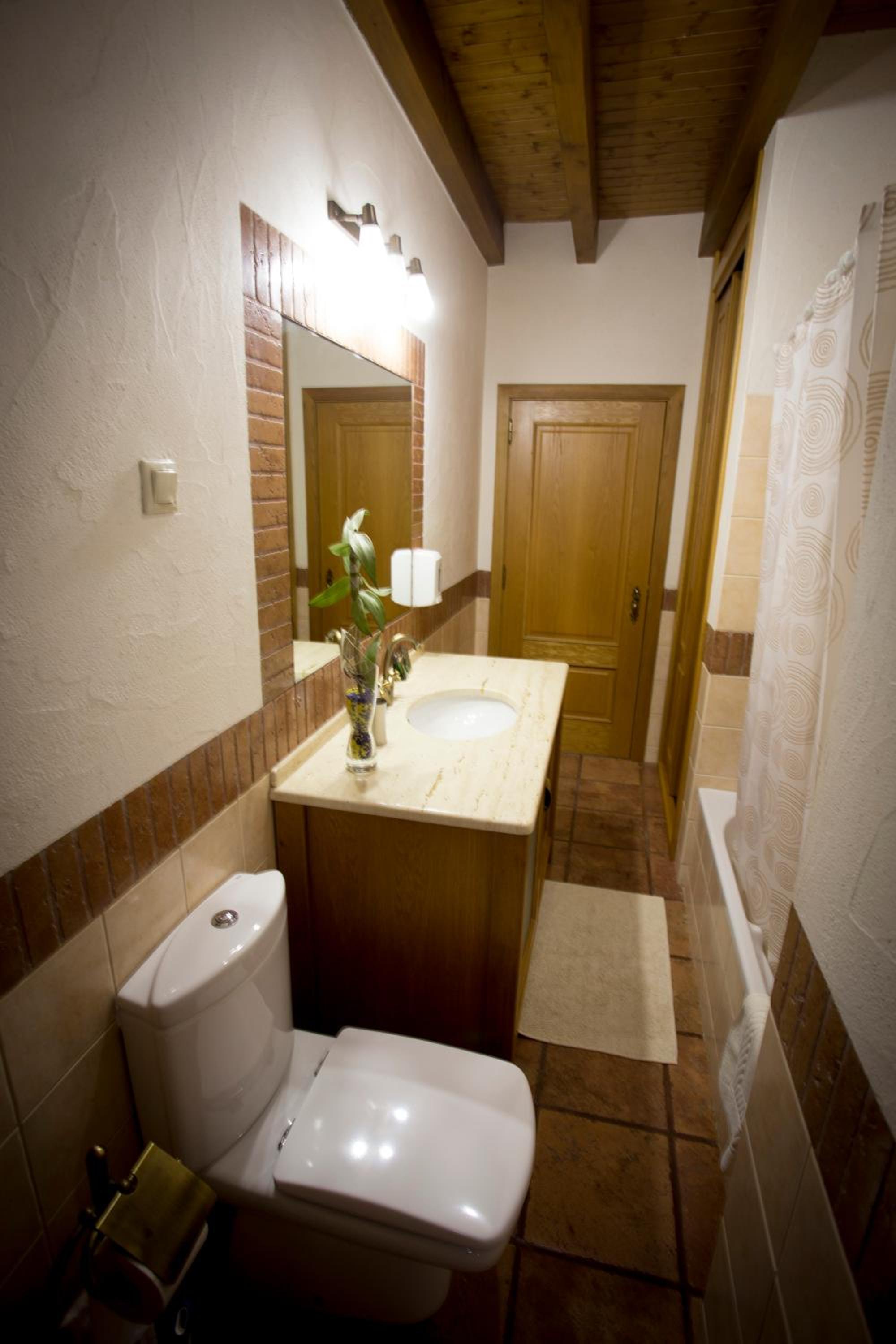 Photo 32