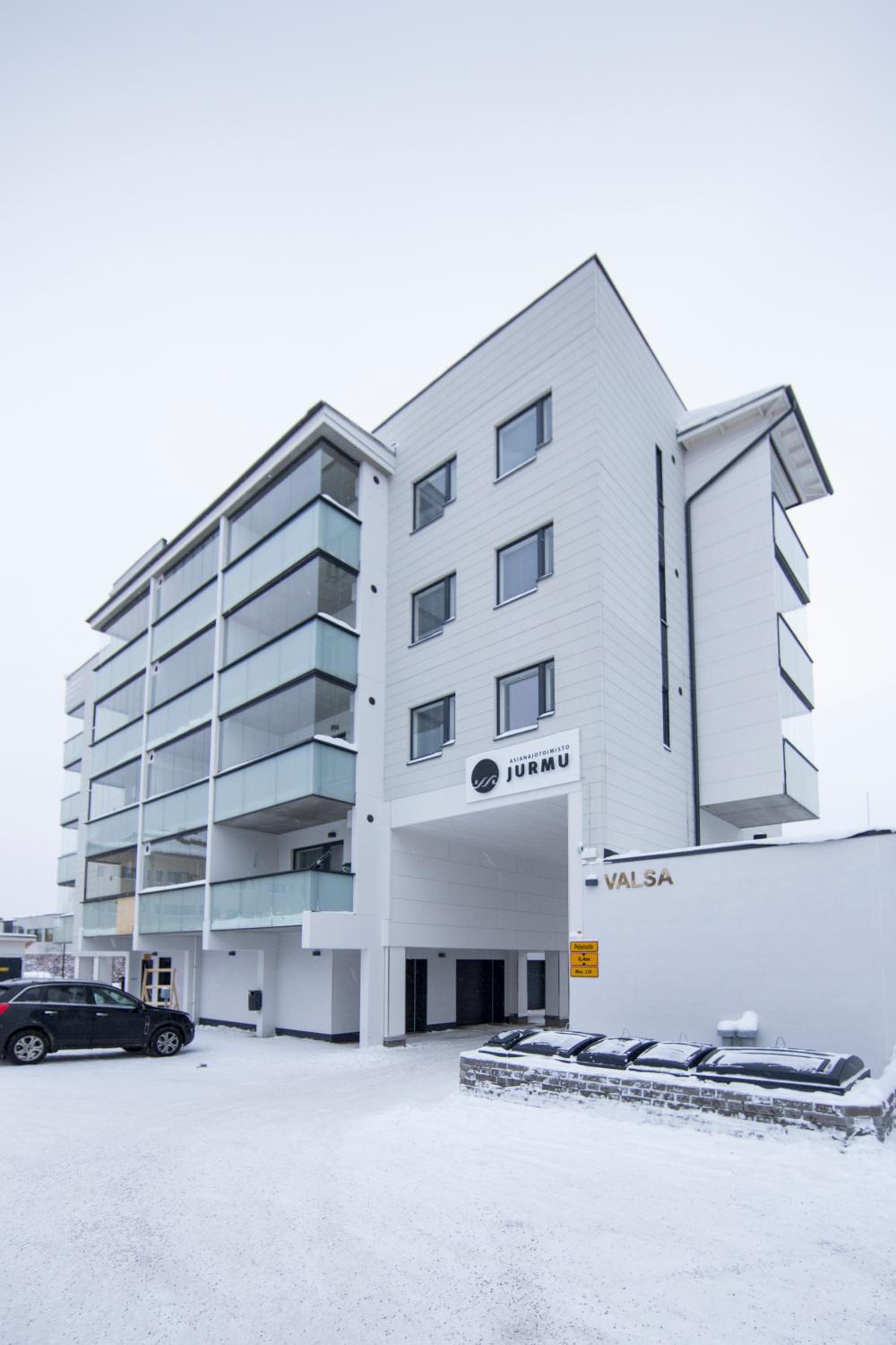 Aurora City Center Suite