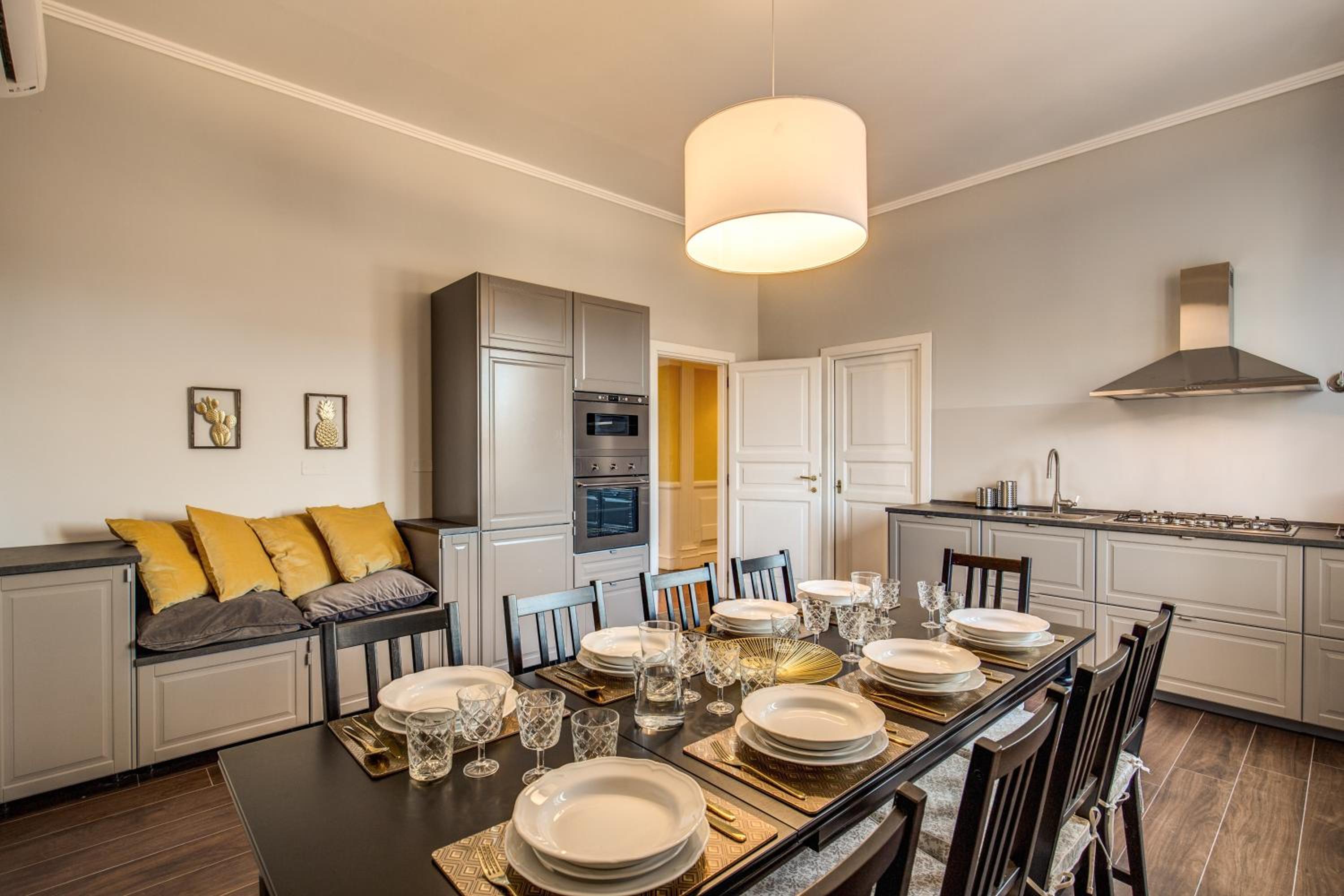 DowntownApartments - Imperial Panorama Penthouse