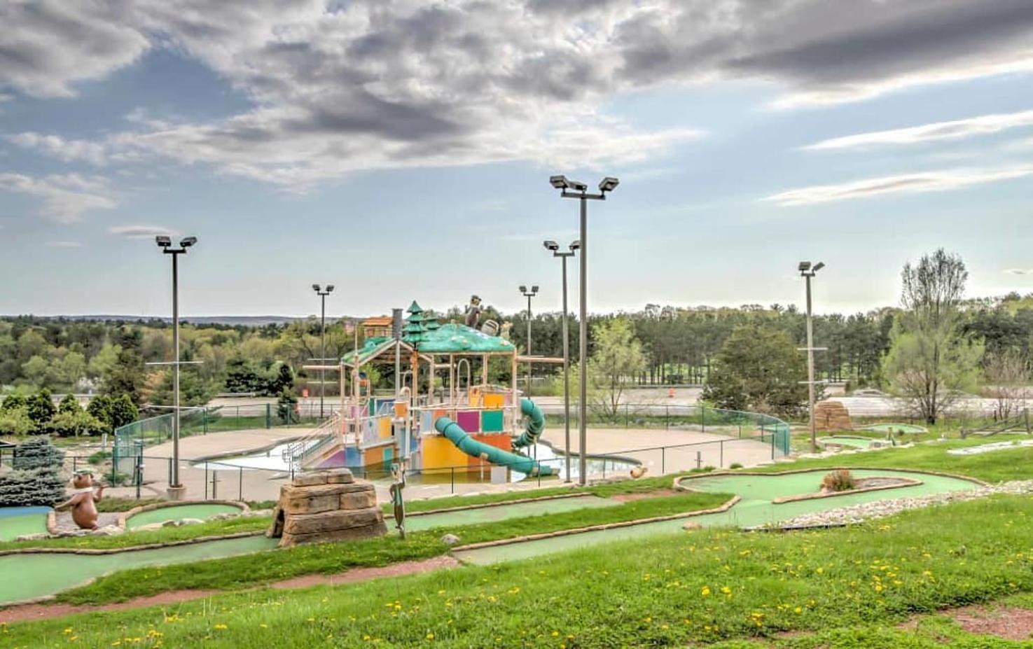 Yogi Bear's Jellystone Park Camp-Resort Wisconsin Dells