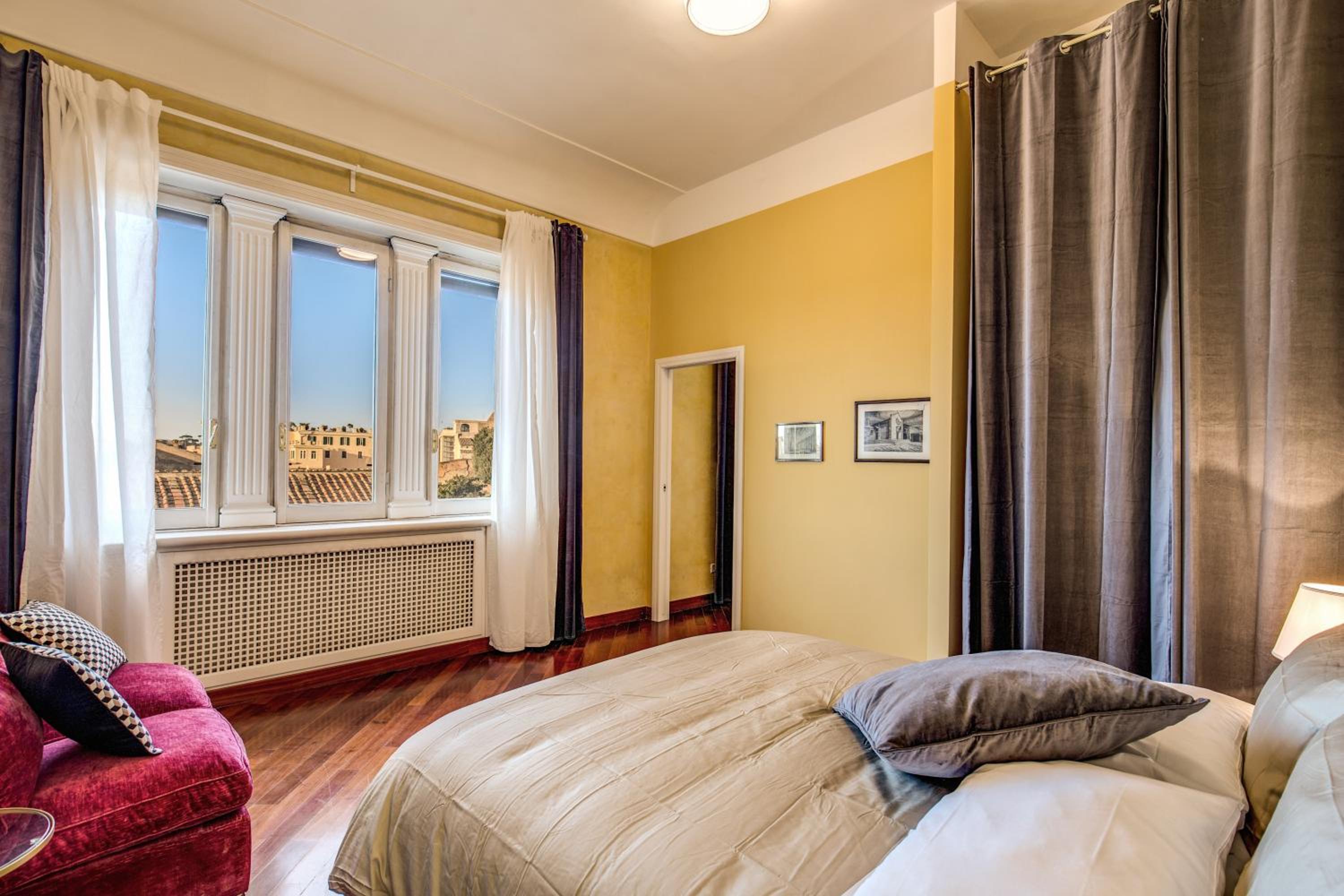 DowntownApartments - Imperial Panorama Penthouse
