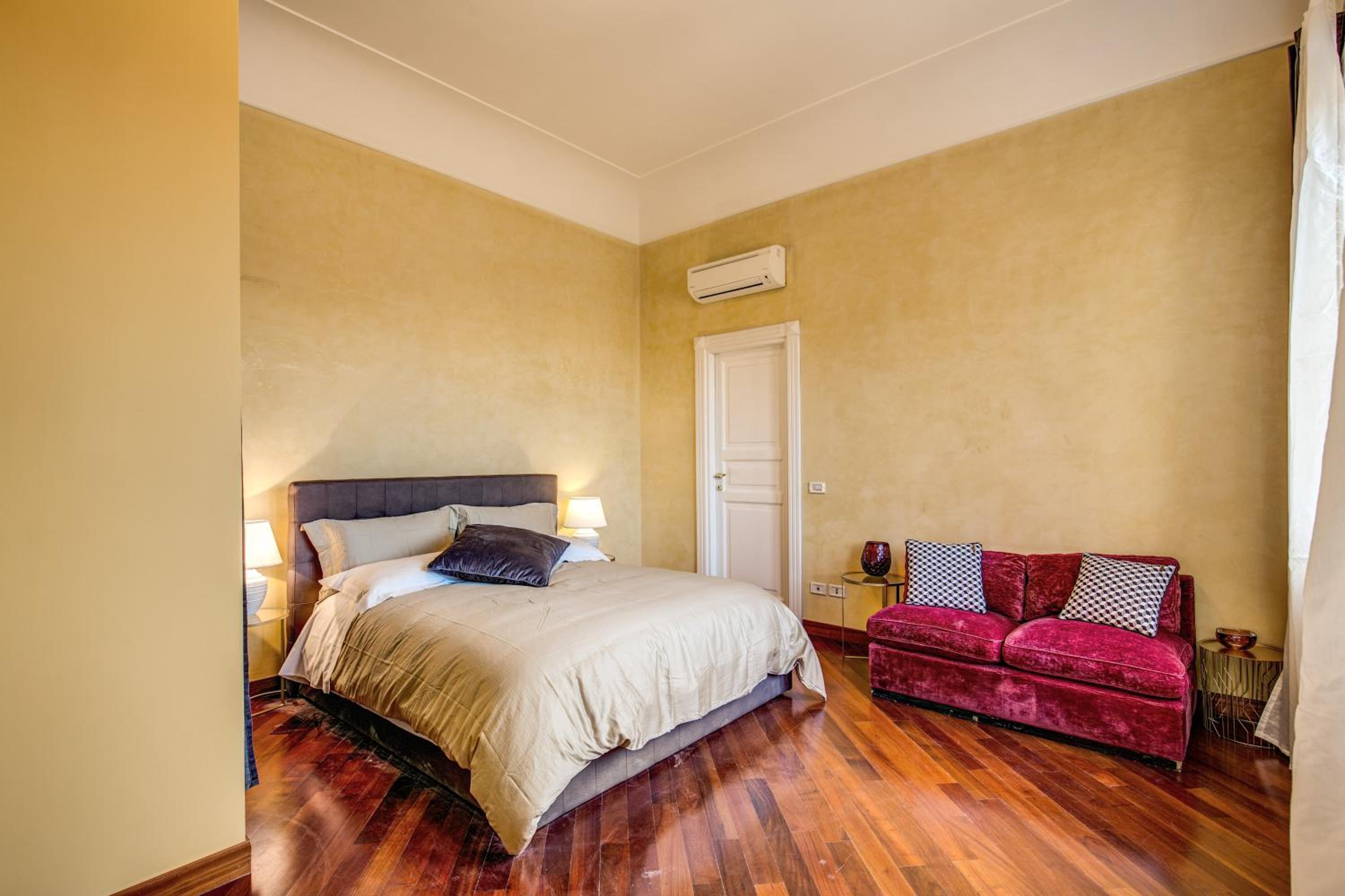 DowntownApartments - Imperial Panorama Penthouse