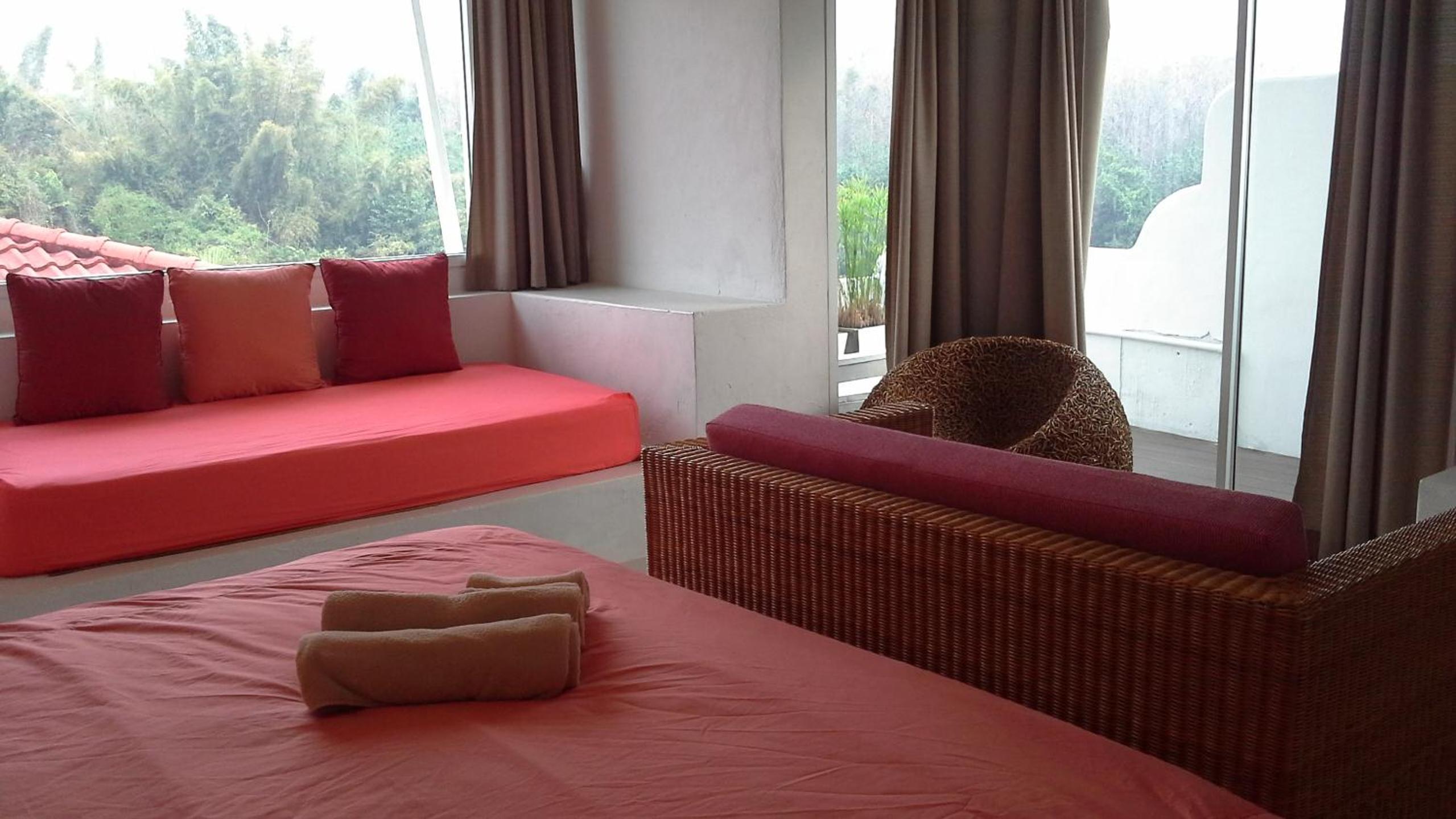 Chasorn Riverside Resort